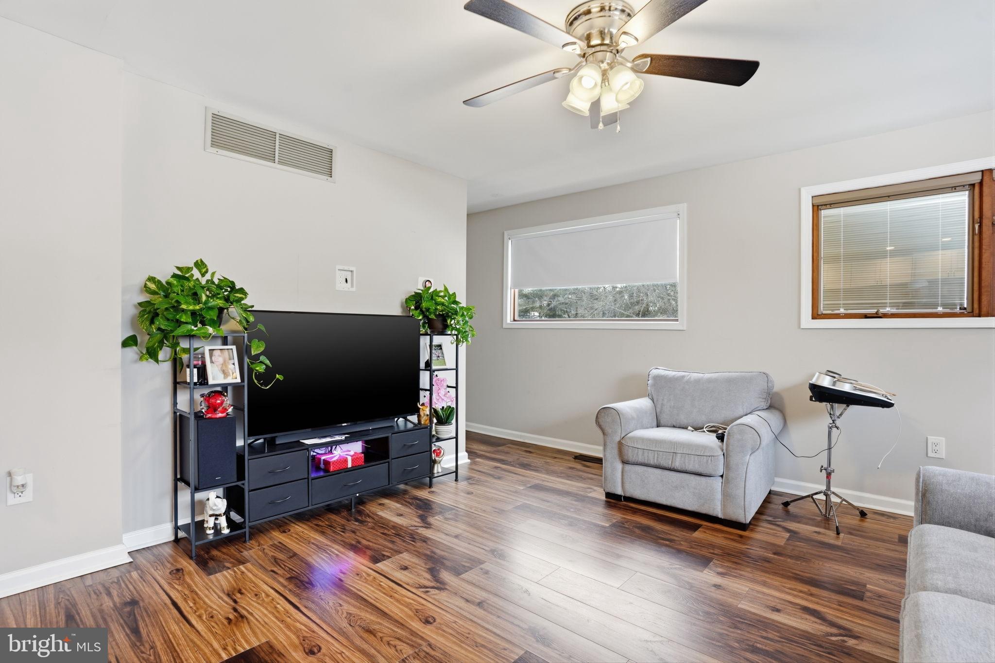 BLUE BELL - Residential