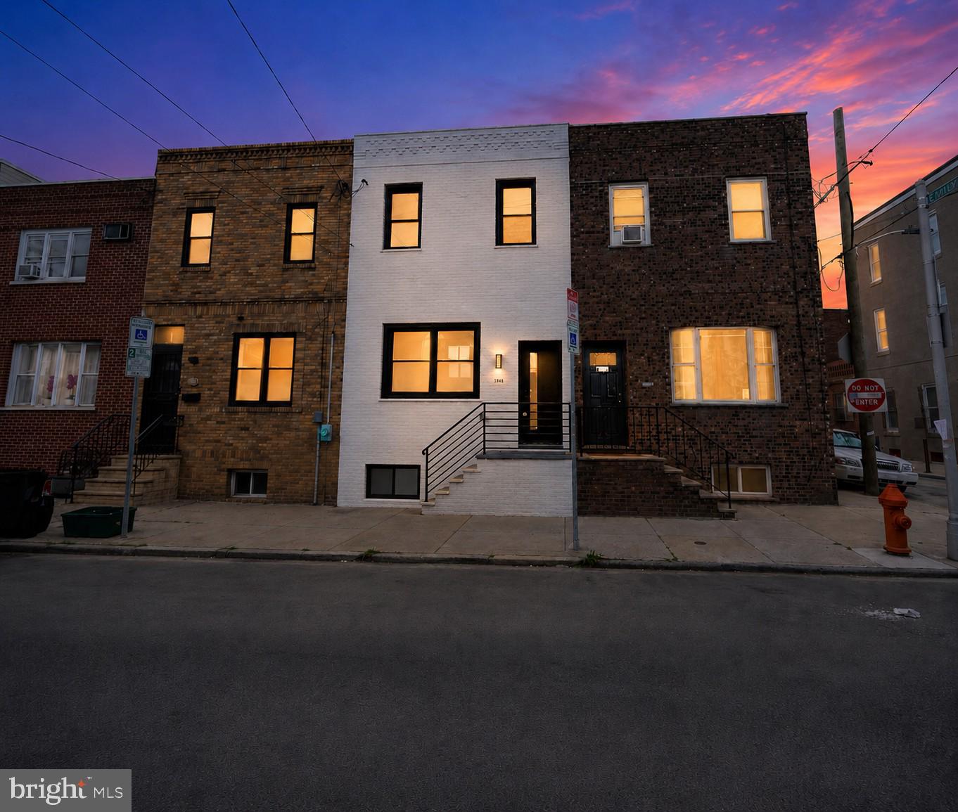 2016 S 10TH STREET