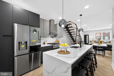Tiny photo for 2016 S 10th Street, PHILADELPHIA, PA 19148 (MLS # PAPH2625234)