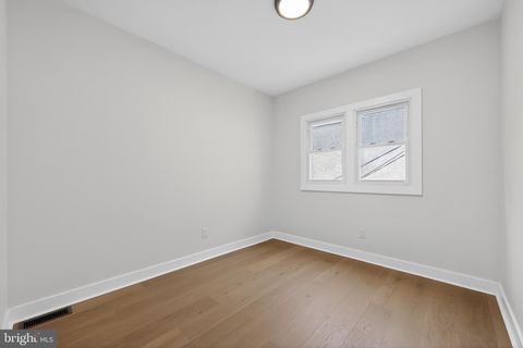 Tiny photo for 2016 S 10th Street, PHILADELPHIA, PA 19148 (MLS # PAPH2625234)