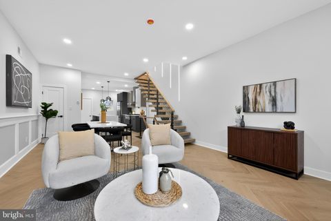 Photo of 2016 S 10th Street, PHILADELPHIA, PA 19148 (MLS # PAPH2625234)