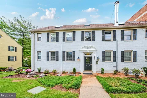 2240 Washington Avenue Unit 101A, Silver Spring, MD MLS: MDMC2180192