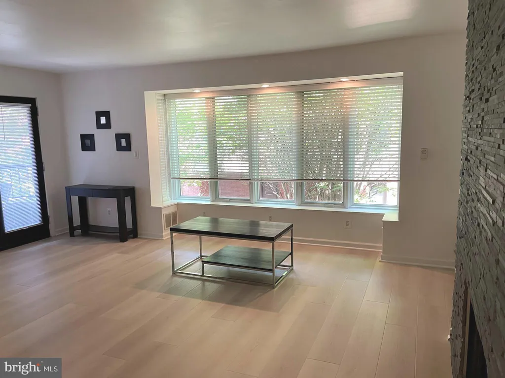 Additional image 14 of 1080 Wisconsin Avenue NW Unit 2009, Washington, DC 20007