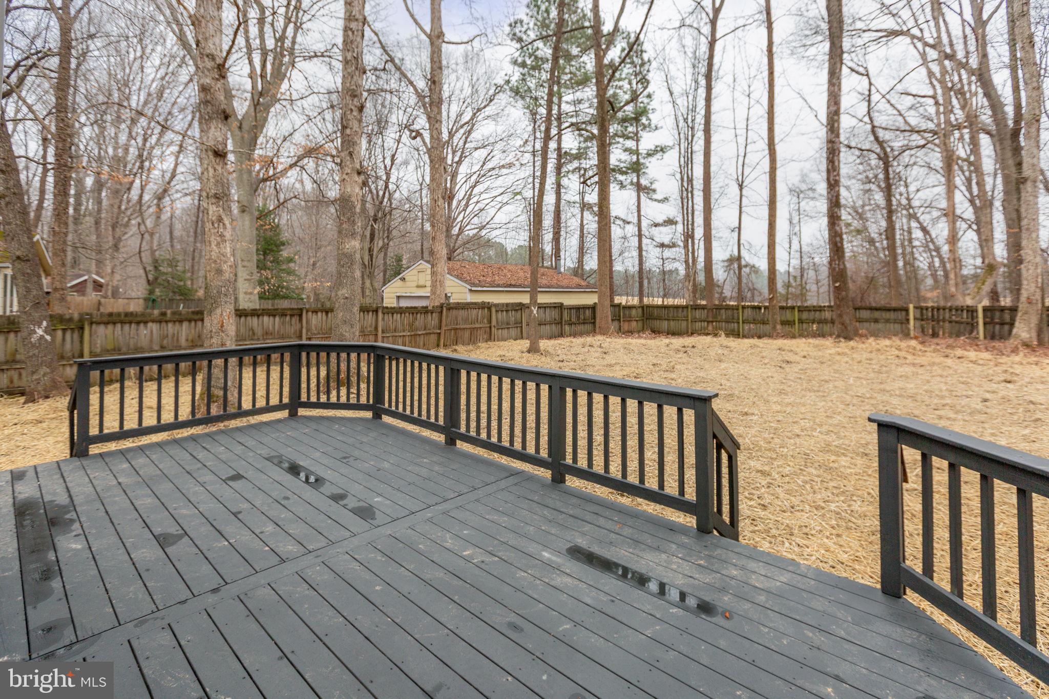 LAKE LAND OR - Residential