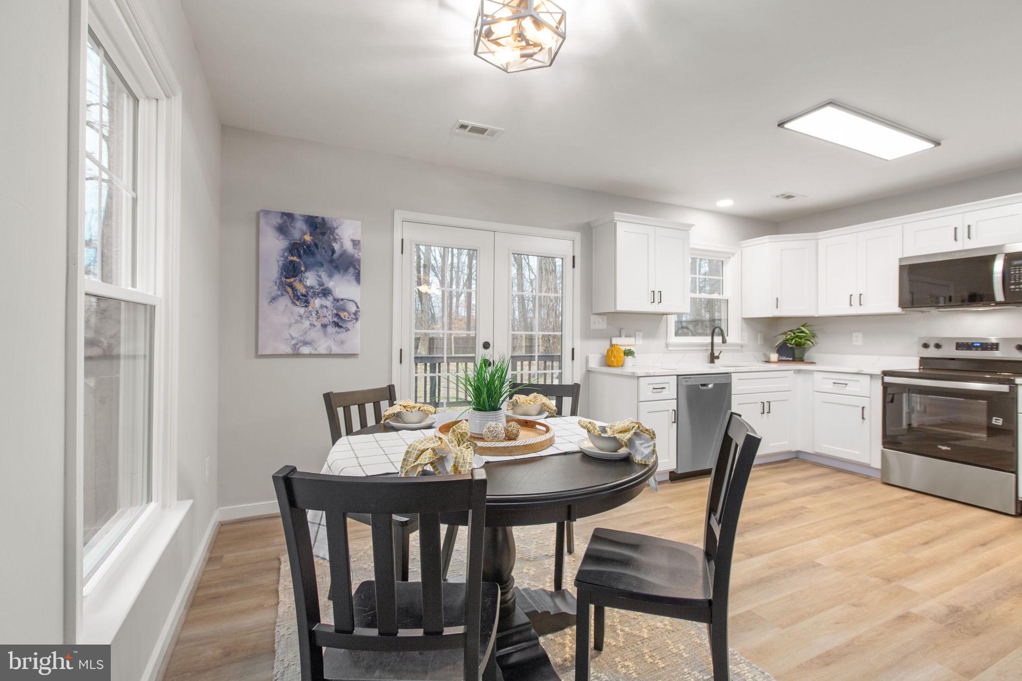 LAKE LAND OR - Residential