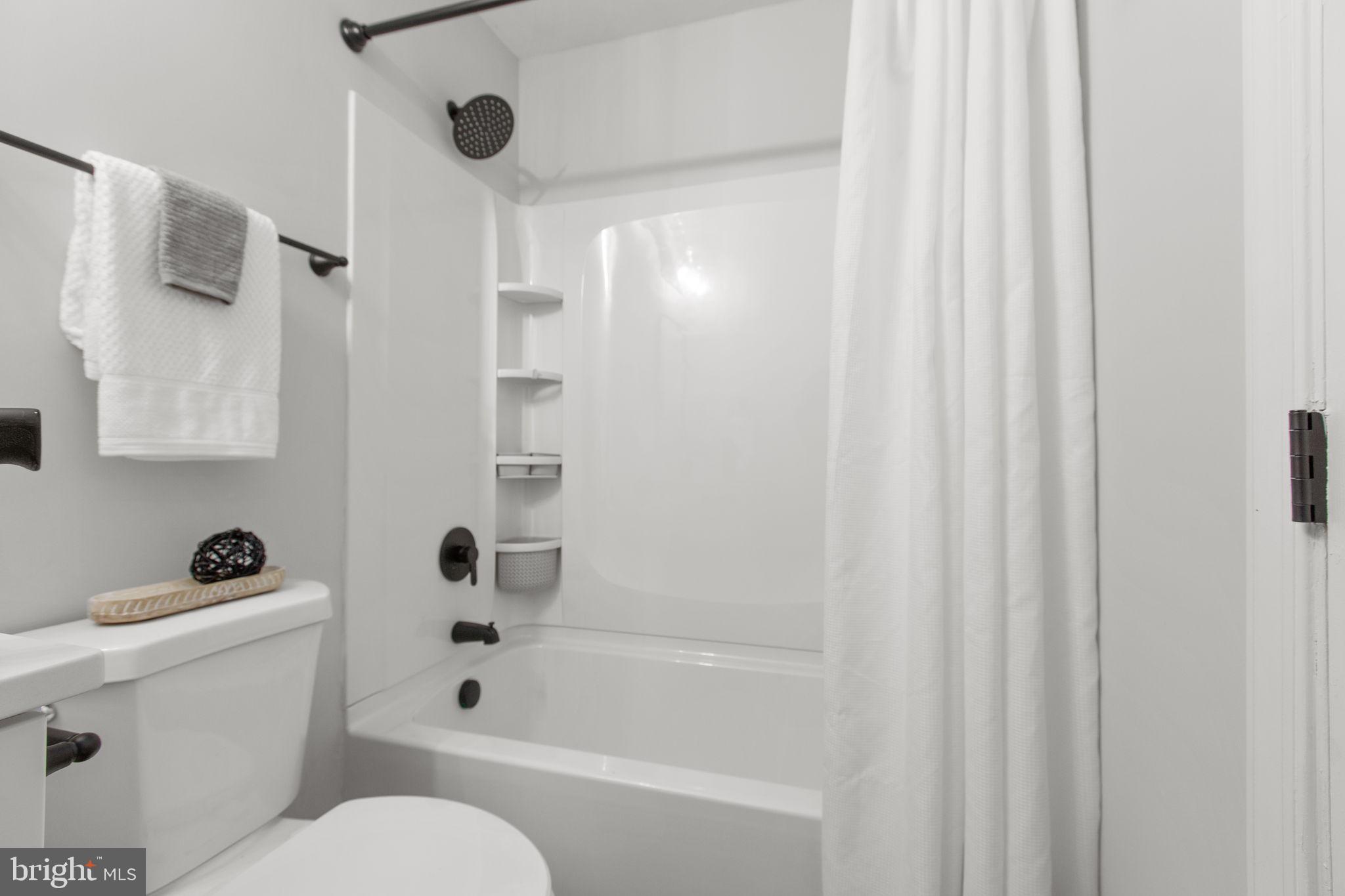 LAKE LAND OR - Residential