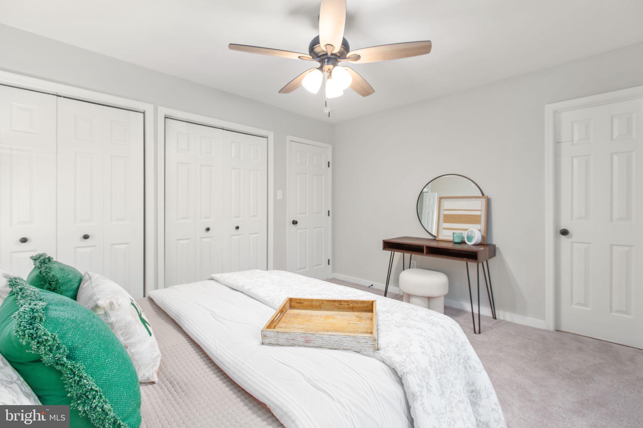 LAKE LAND OR - Residential