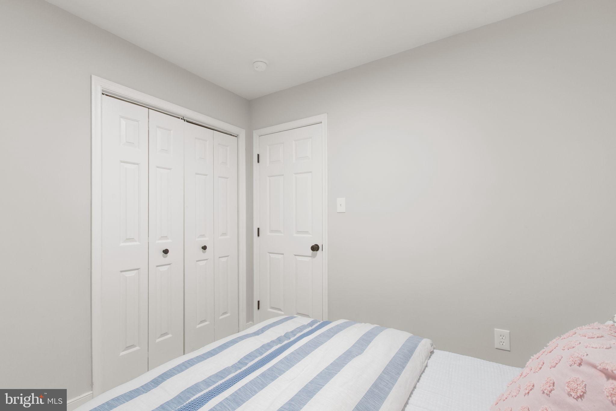 LAKE LAND OR - Residential