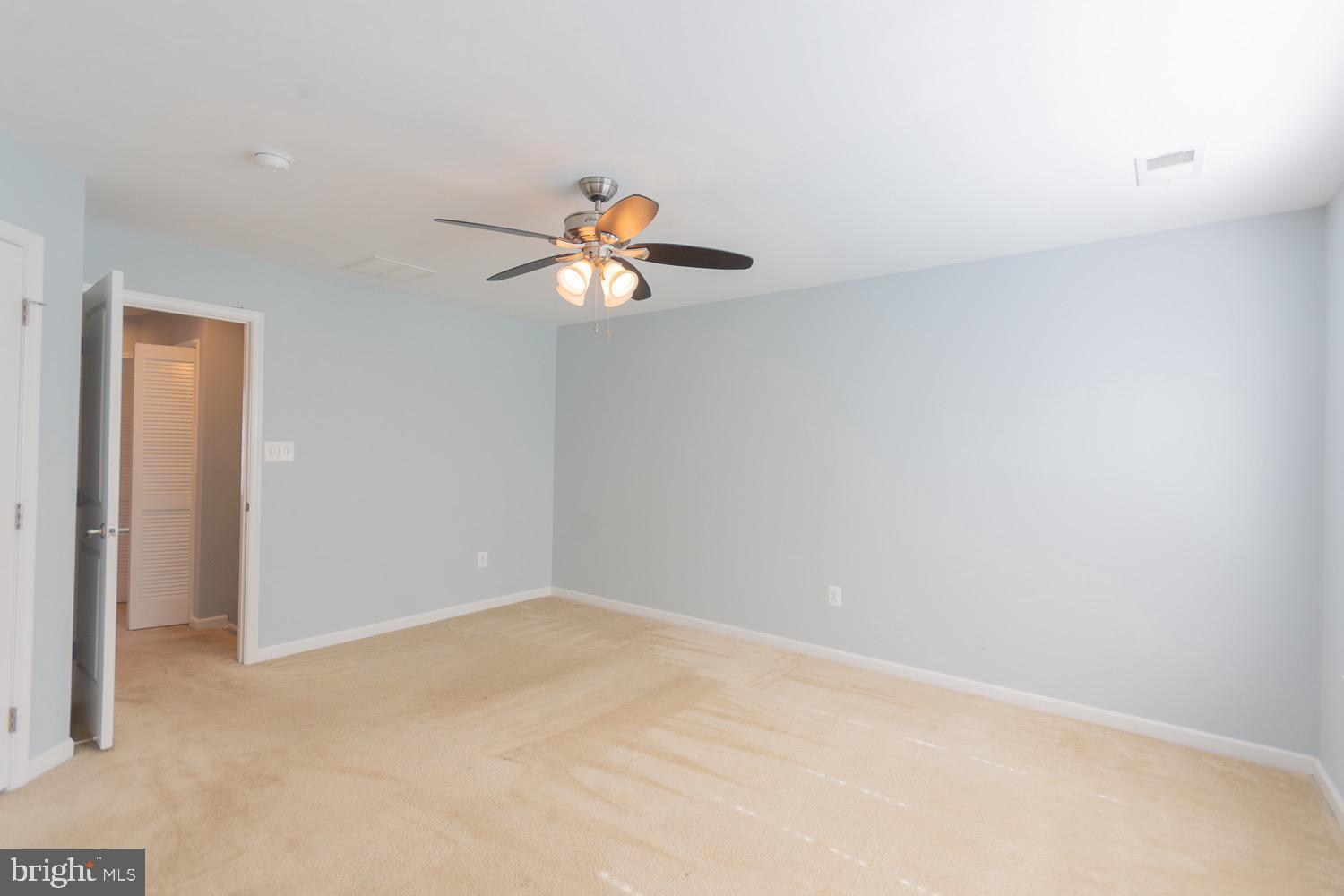 BROOKFIELD - Residential Lease