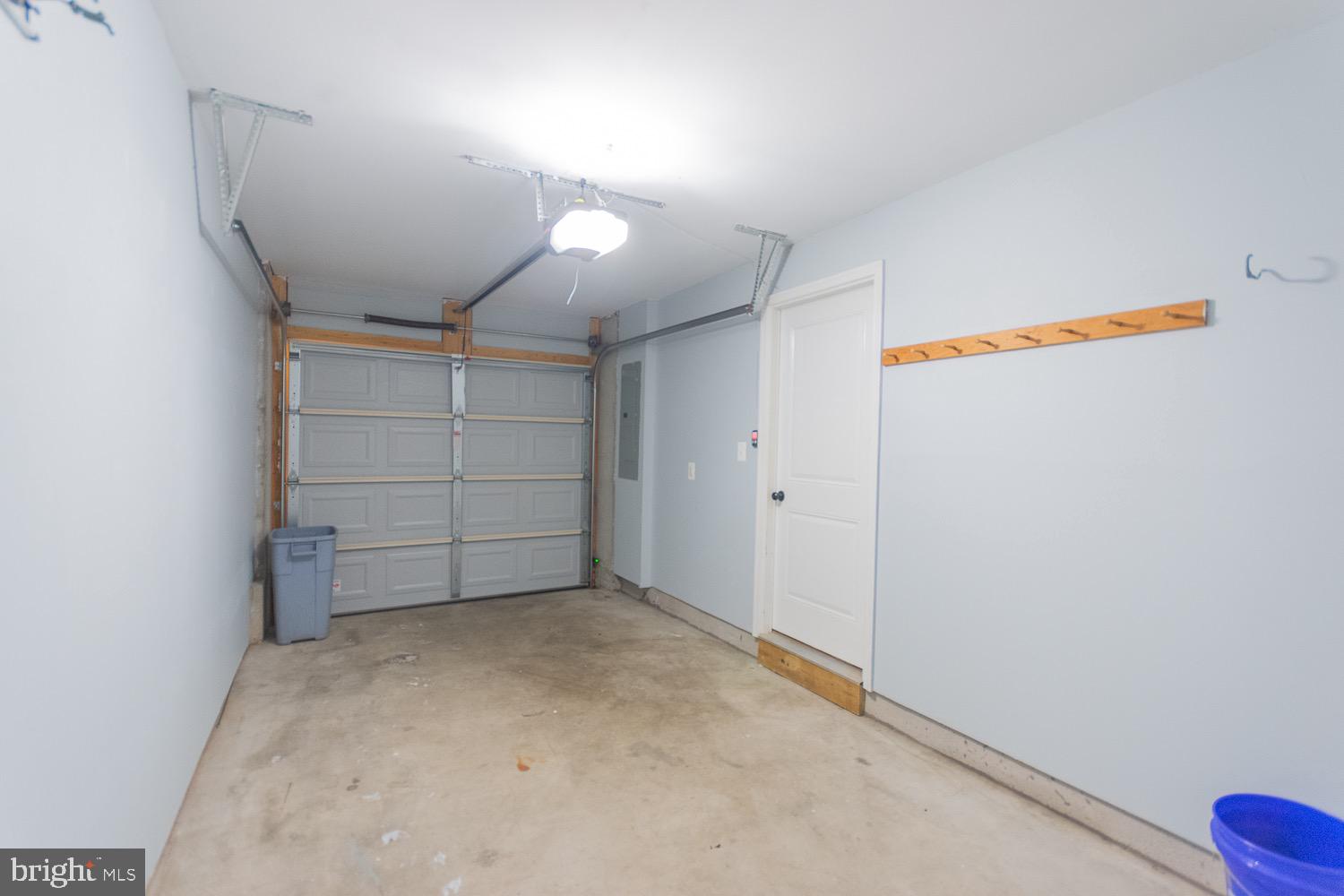 BROOKFIELD - Residential Lease