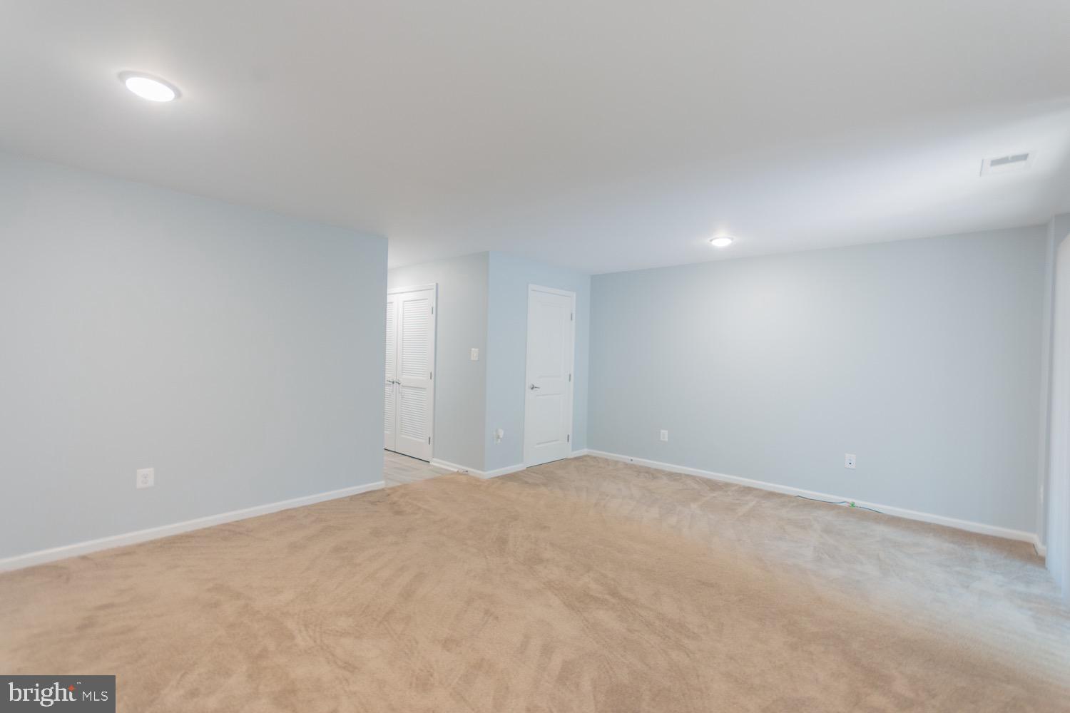 BROOKFIELD - Residential Lease