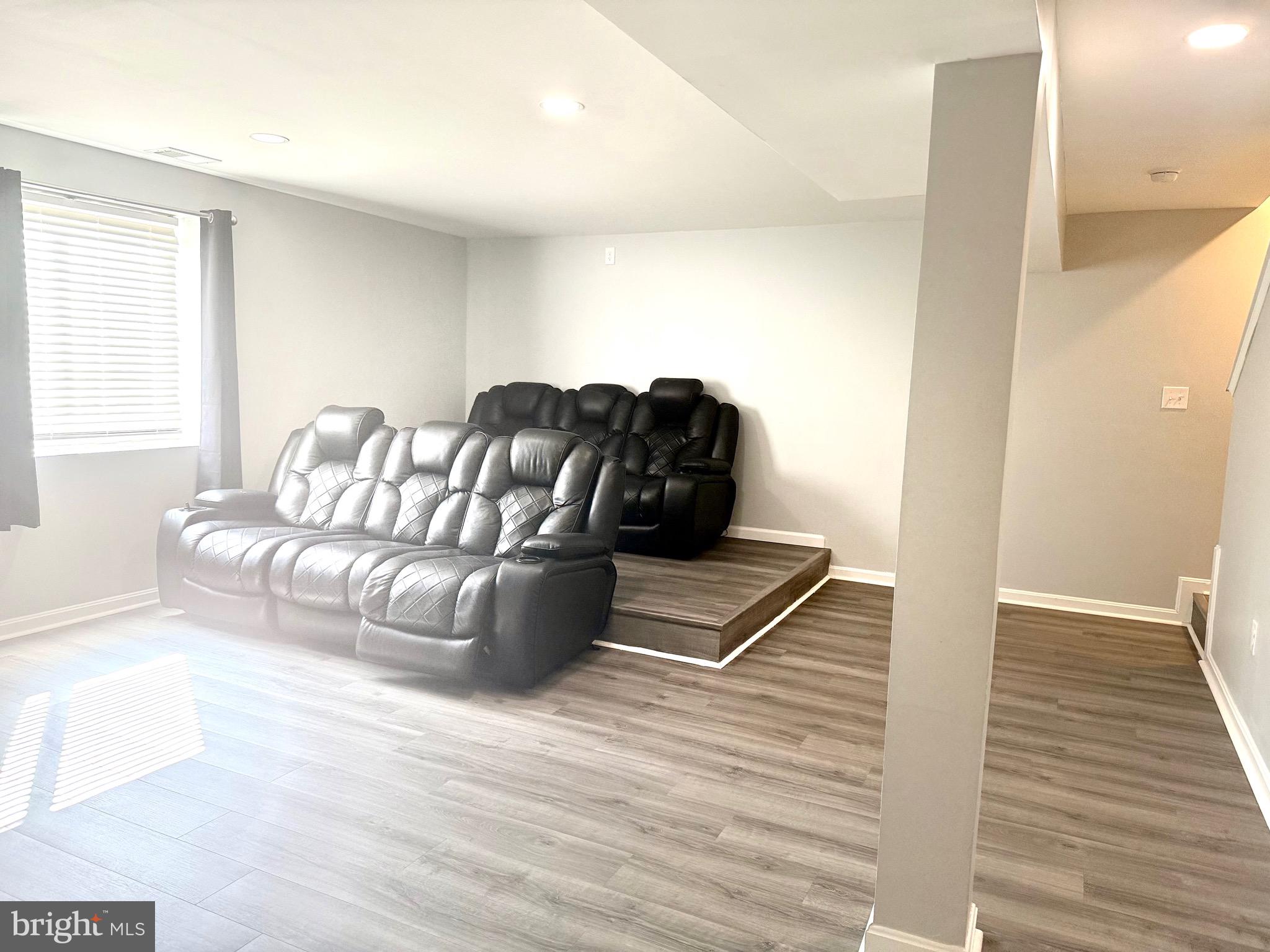 SHANNON COVE - Residential