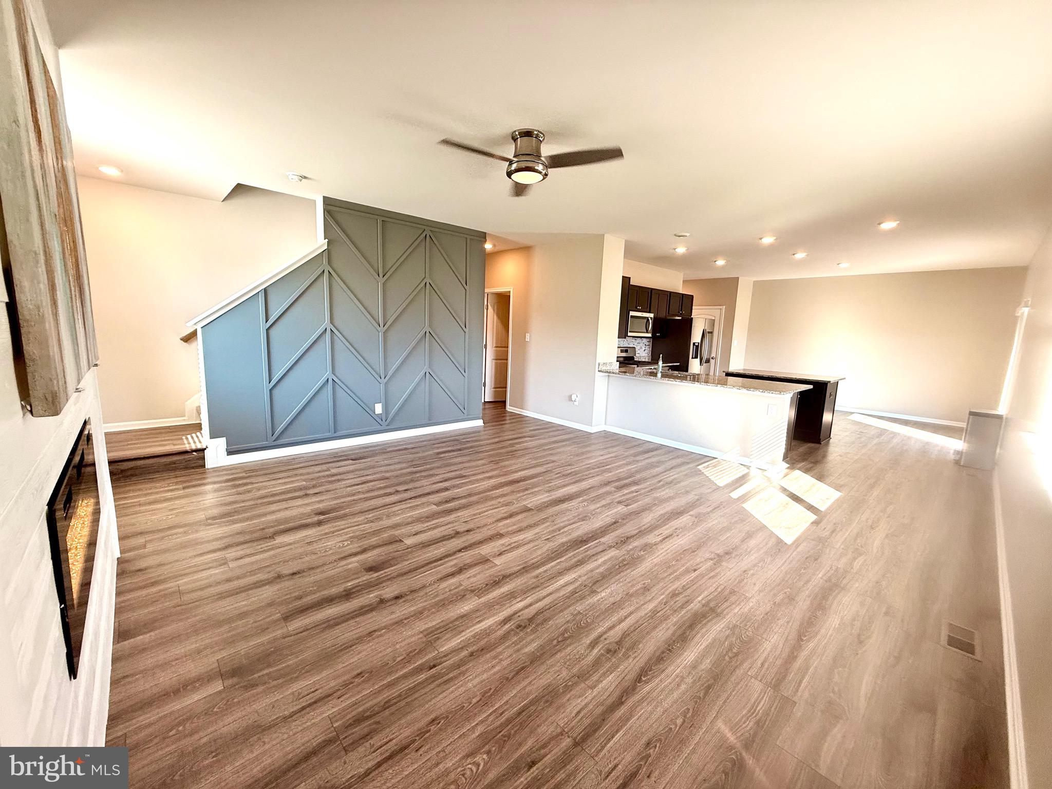 SHANNON COVE - Residential