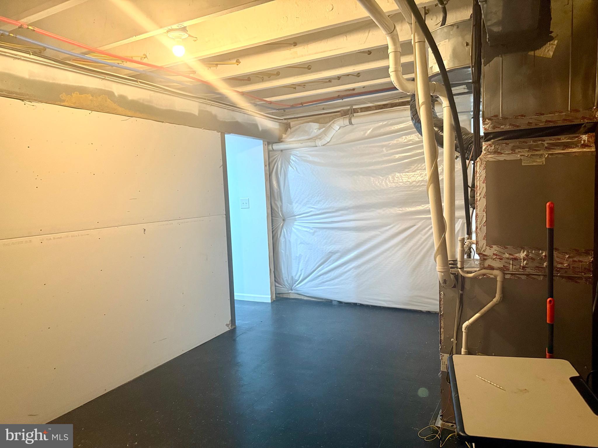 SHANNON COVE - Residential