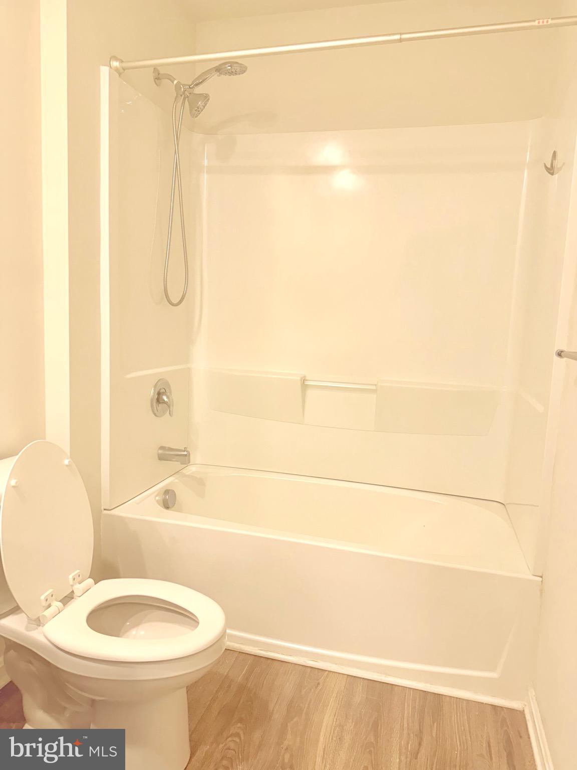 SHANNON COVE - Residential