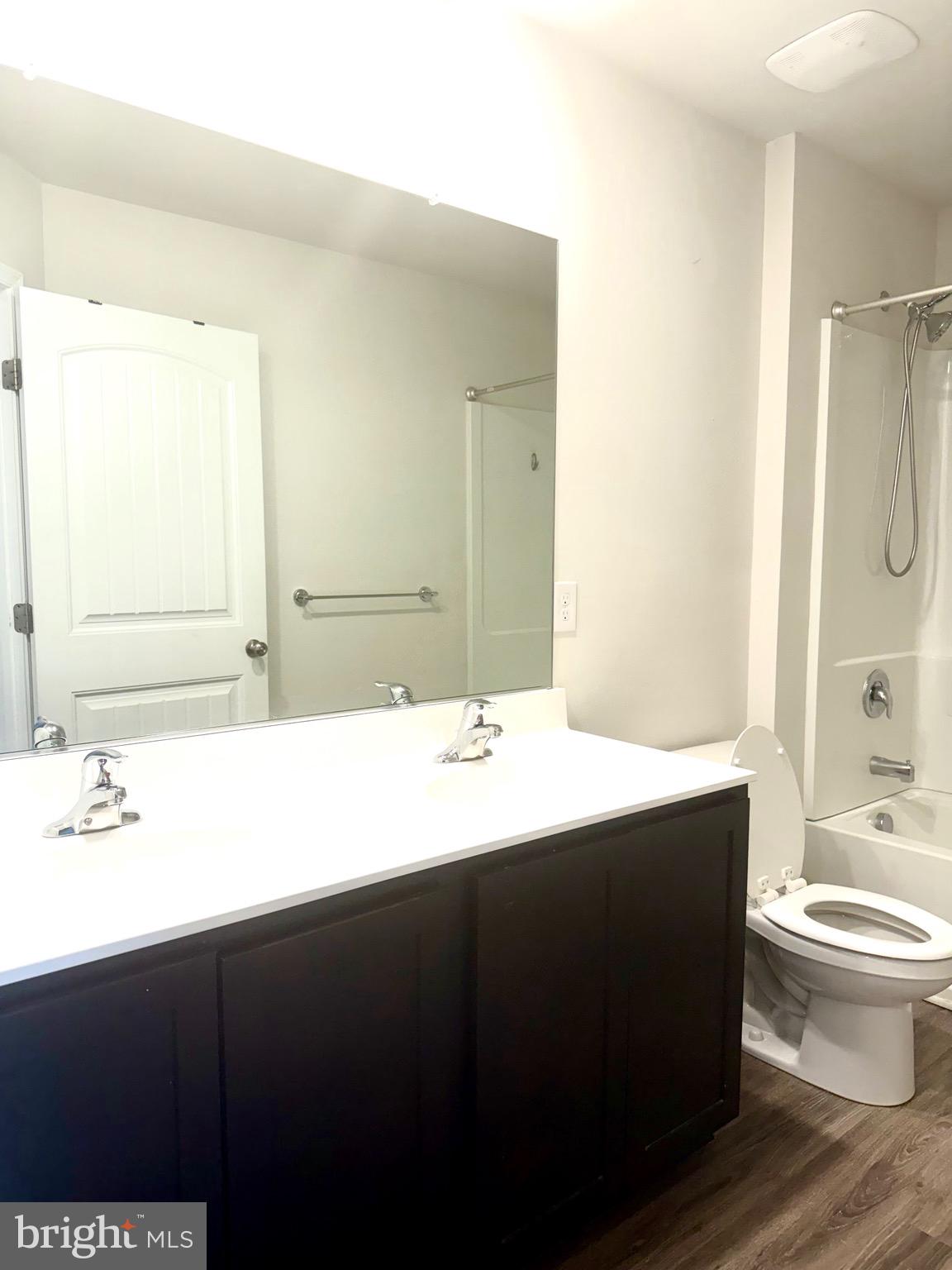 SHANNON COVE - Residential