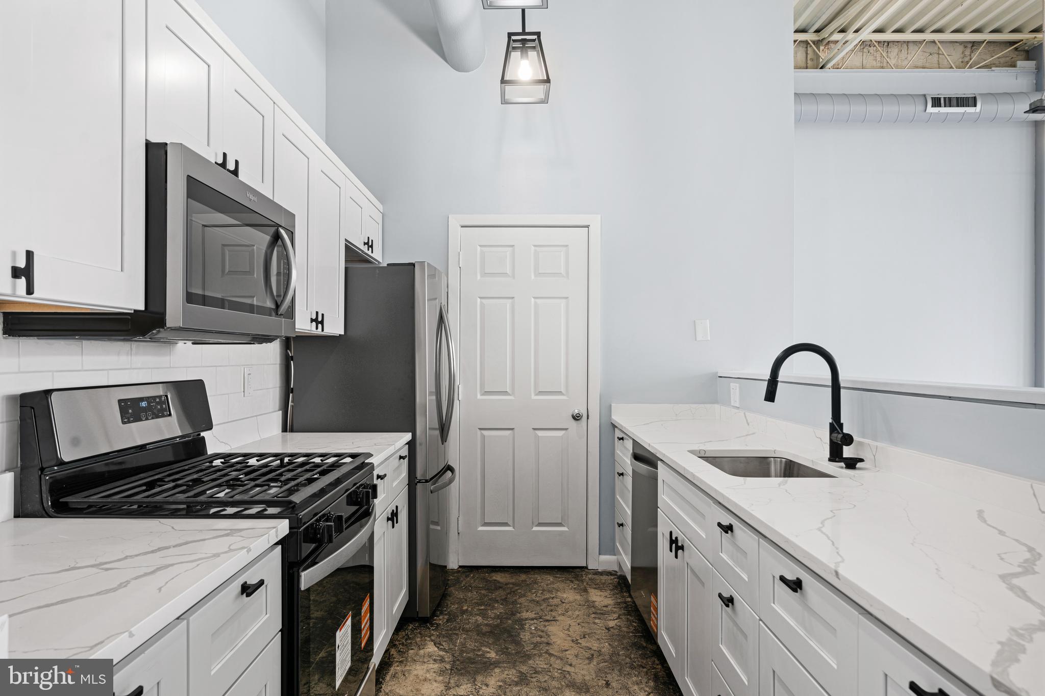 NORTHERN LIBERTIES - Residential Lease