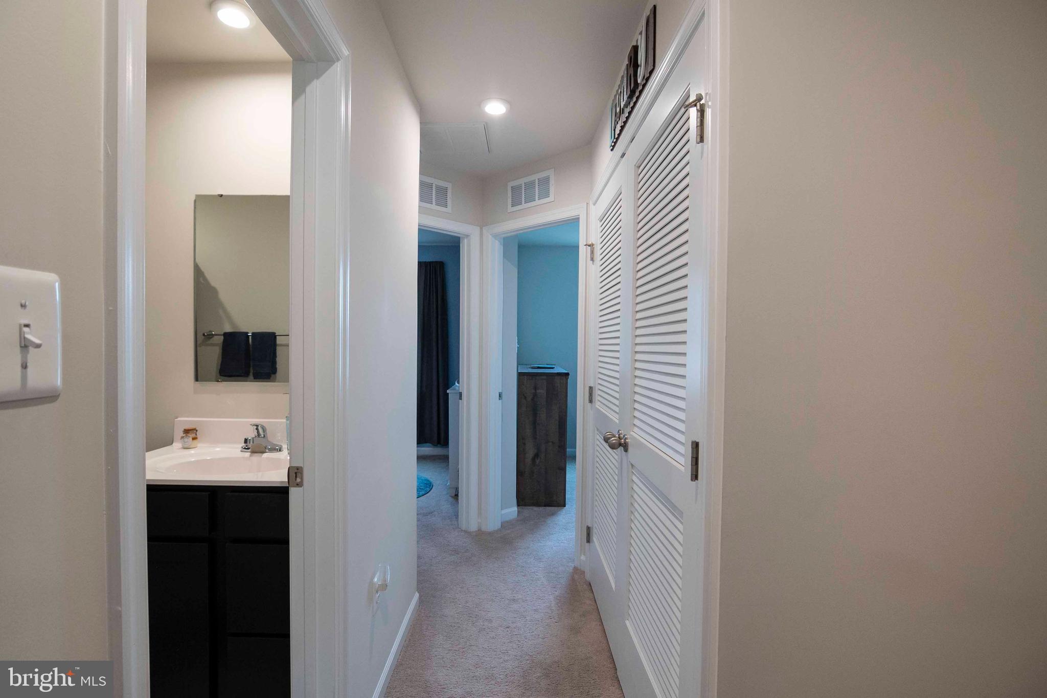 THE LAKES AT MARTINSBURG - Residential