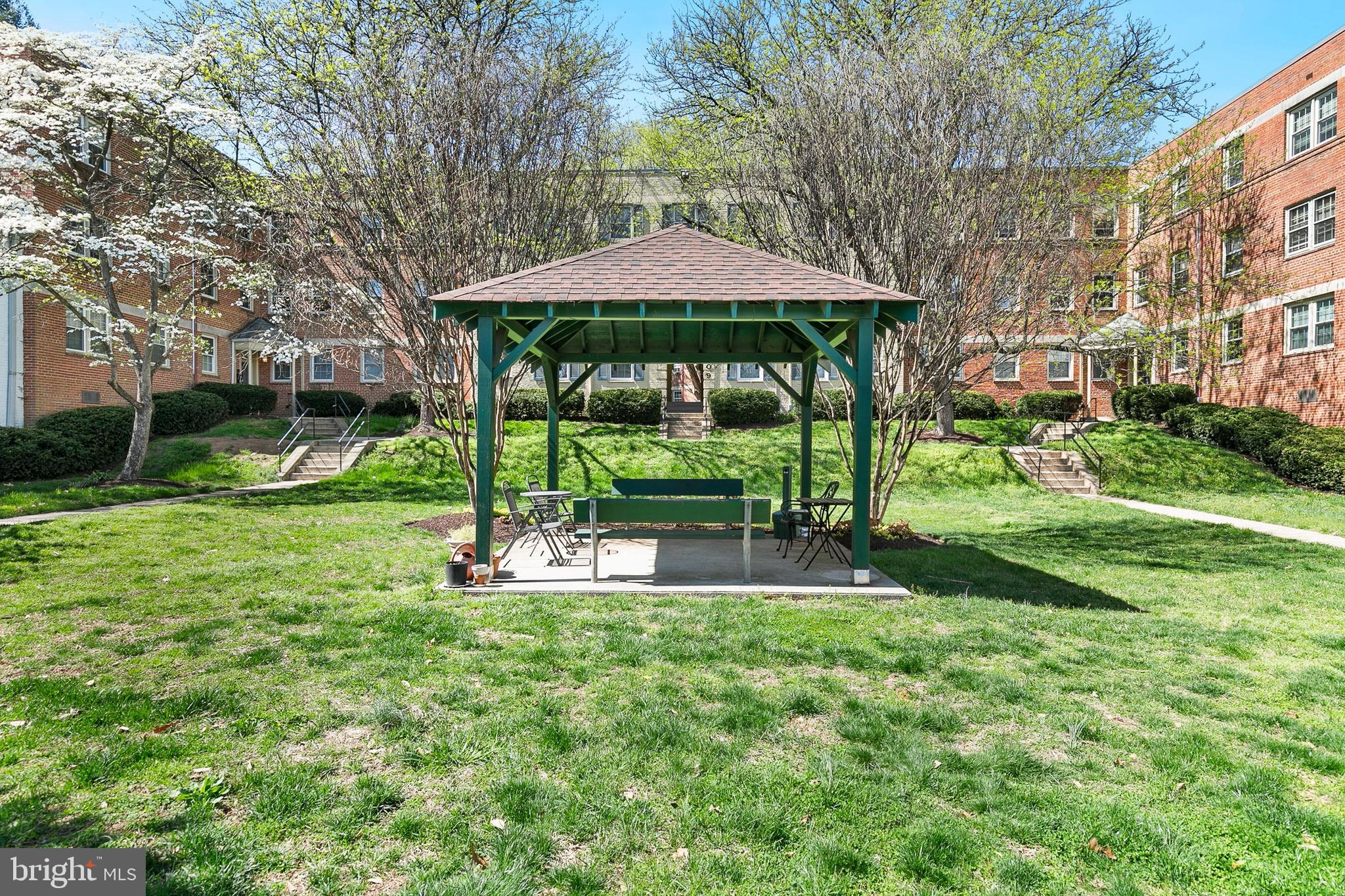 SILVER SPRING - Residential