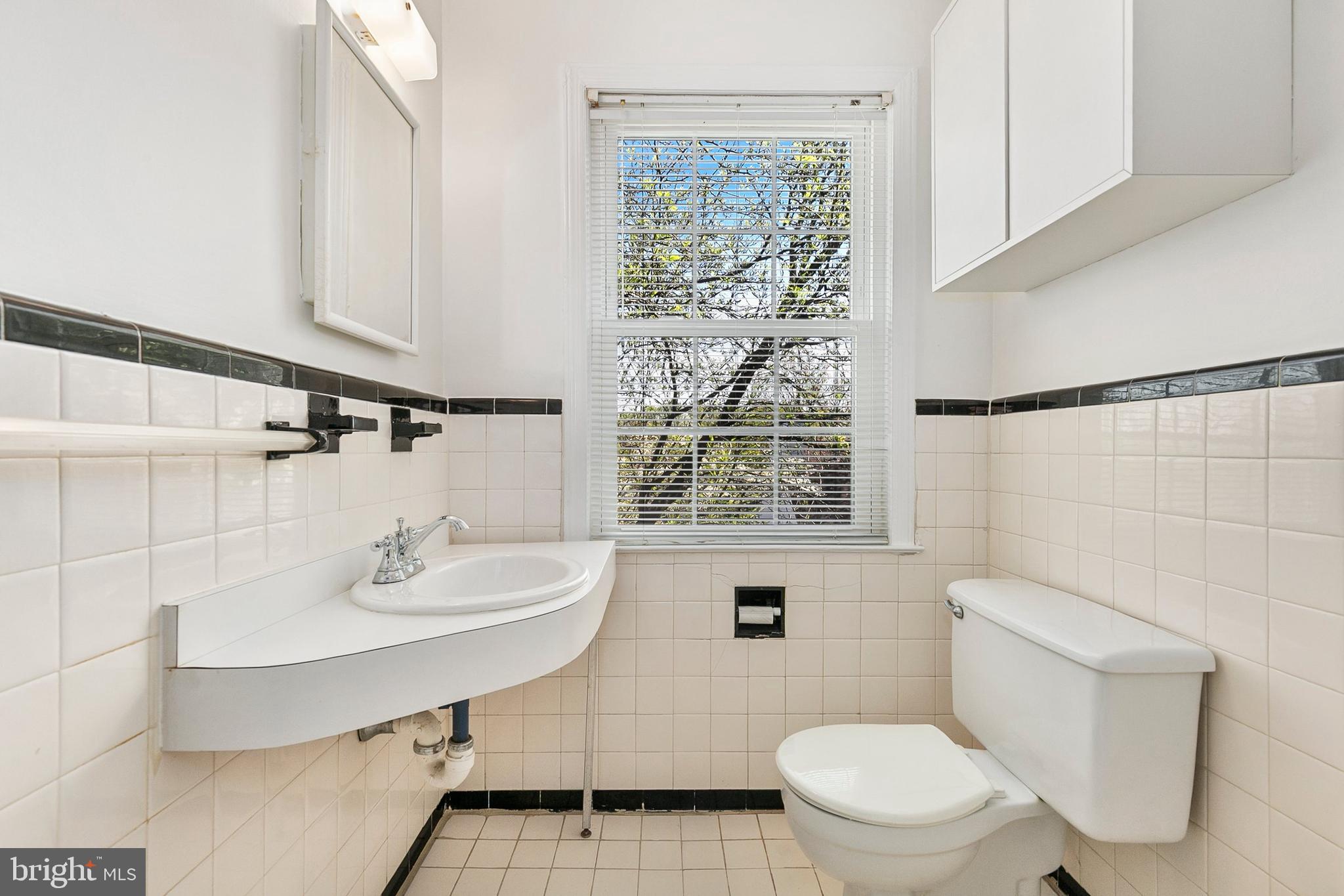 SILVER SPRING - Residential