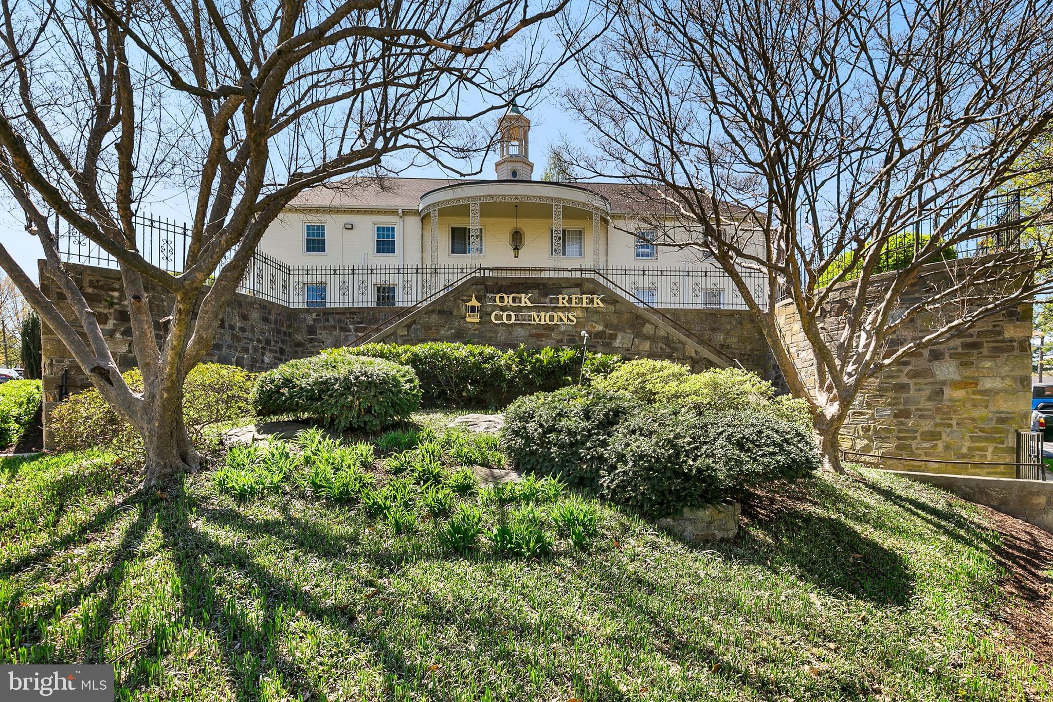 SILVER SPRING - Residential