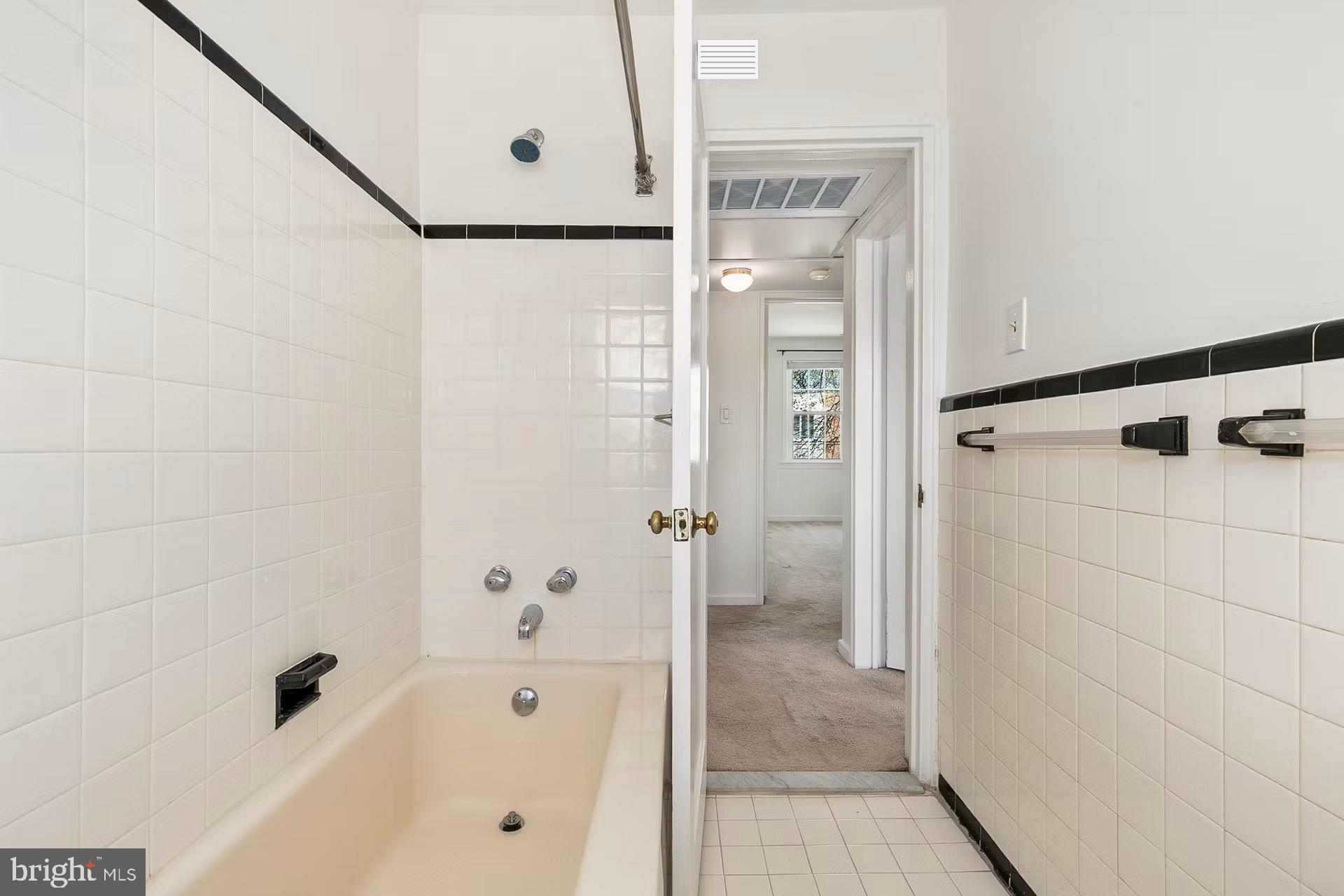 SILVER SPRING - Residential