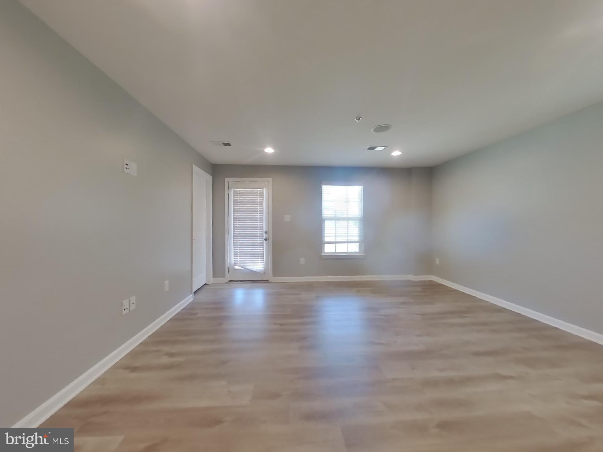 ST CHARLES SUB - FIELDSIDE - Residential Lease