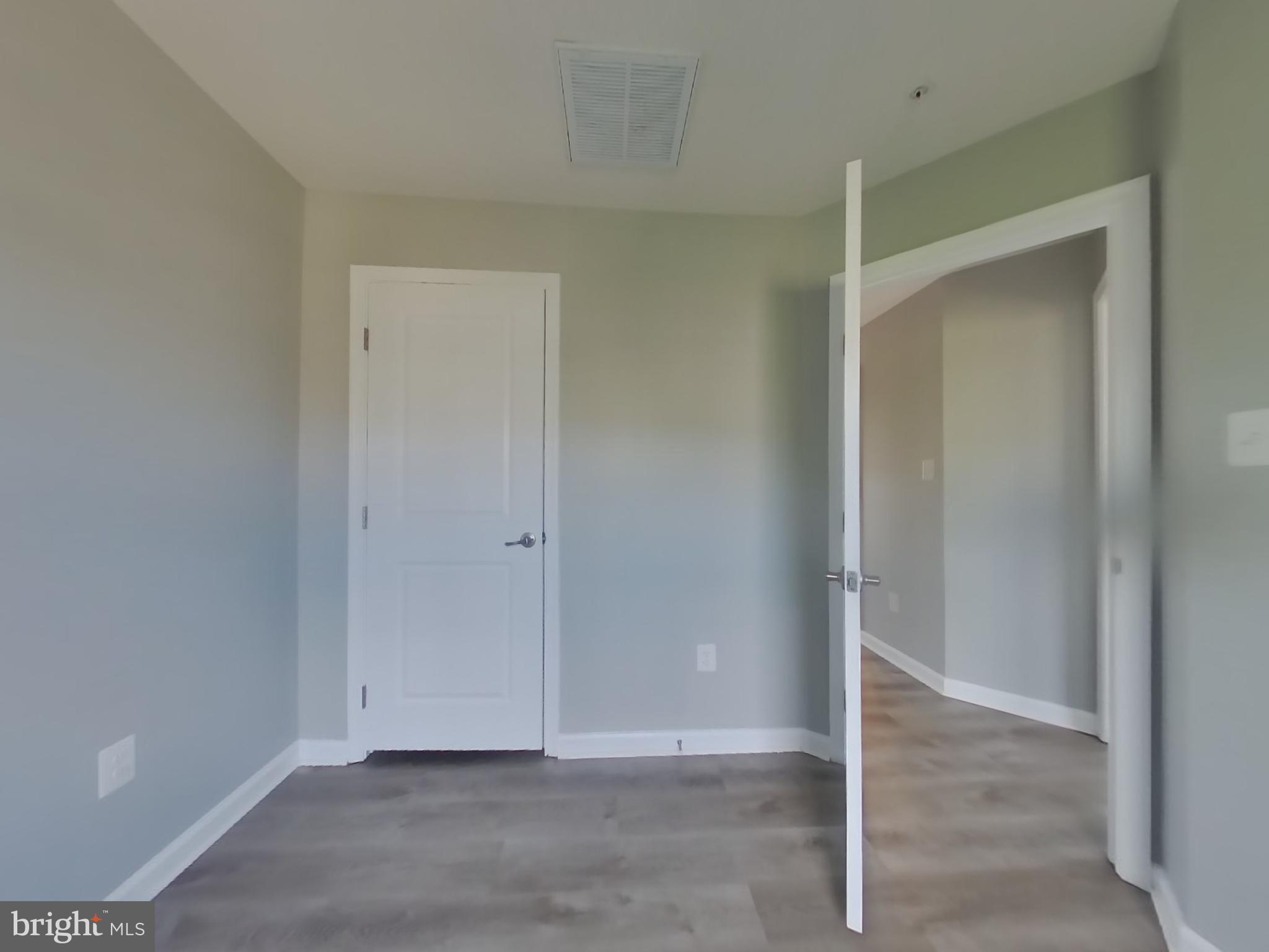 ST CHARLES SUB - FIELDSIDE - Residential Lease