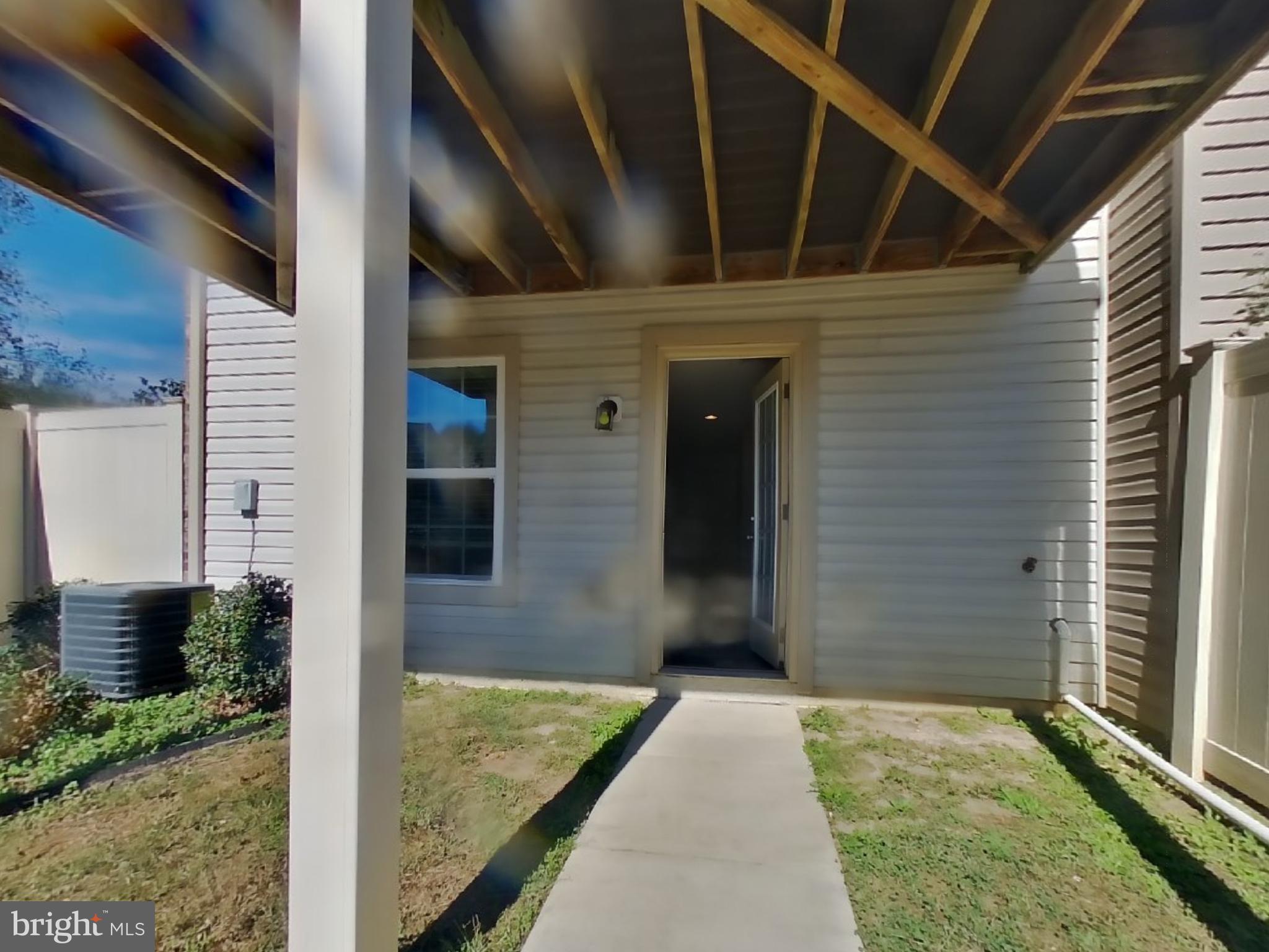 ST CHARLES SUB - FIELDSIDE - Residential Lease