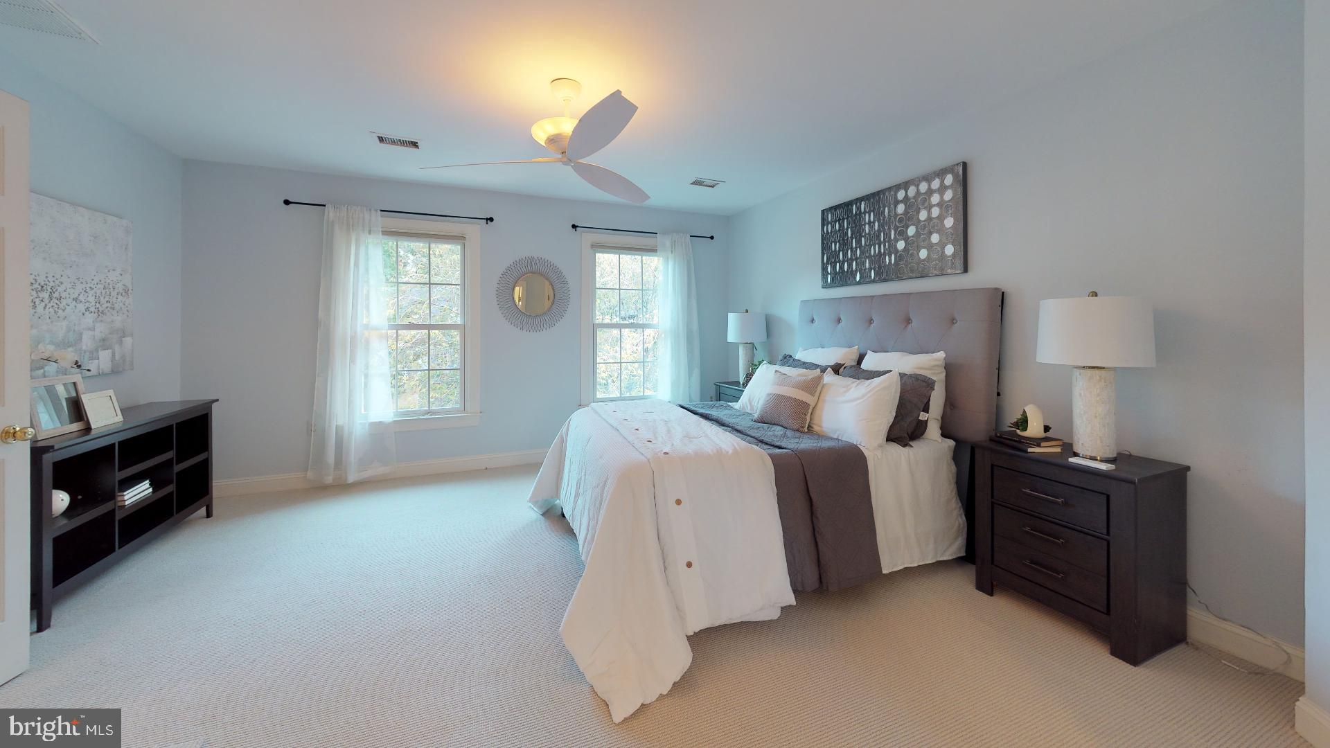 COUNTRY CLUB HILLS - Residential