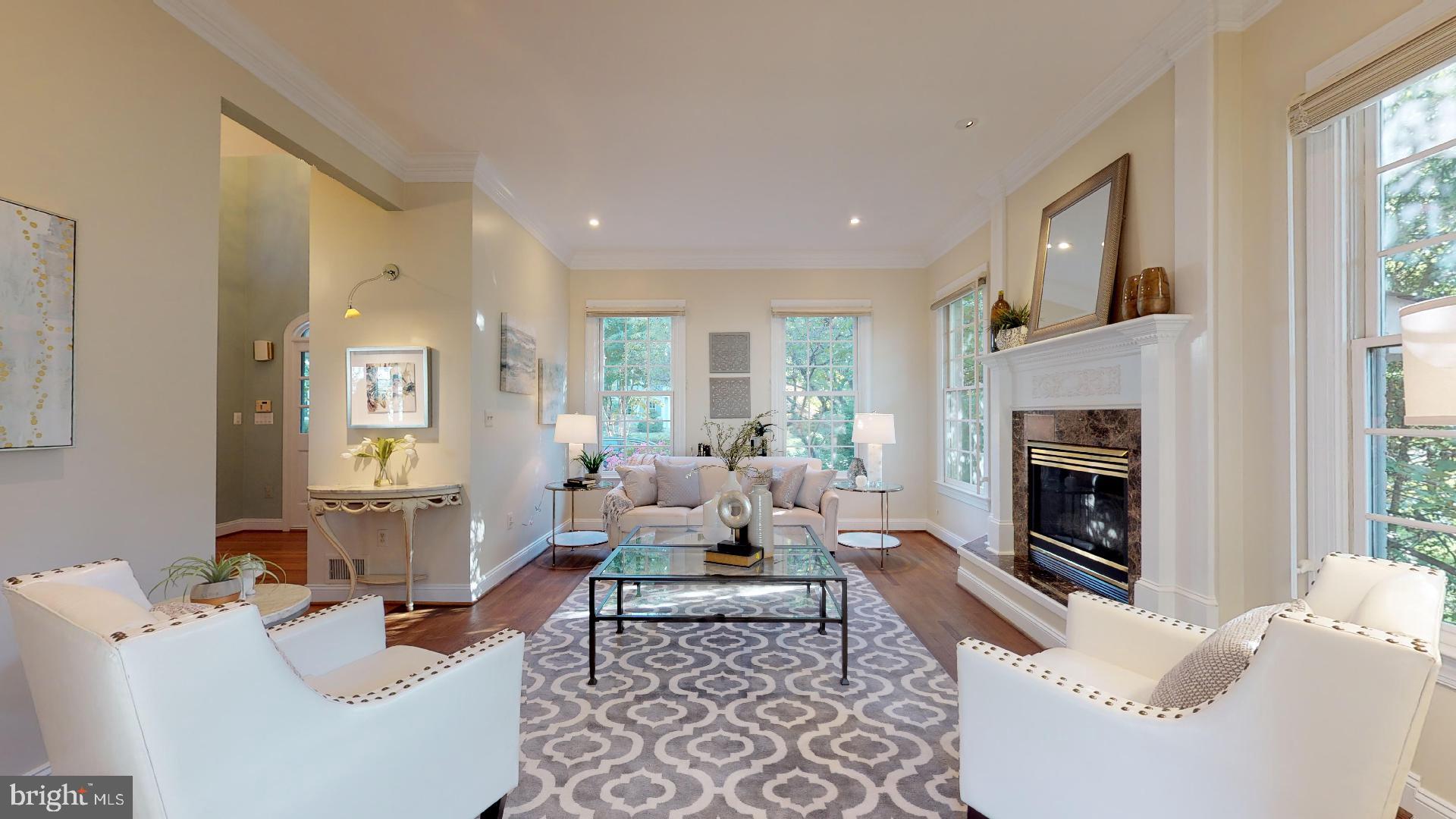 COUNTRY CLUB HILLS - Residential