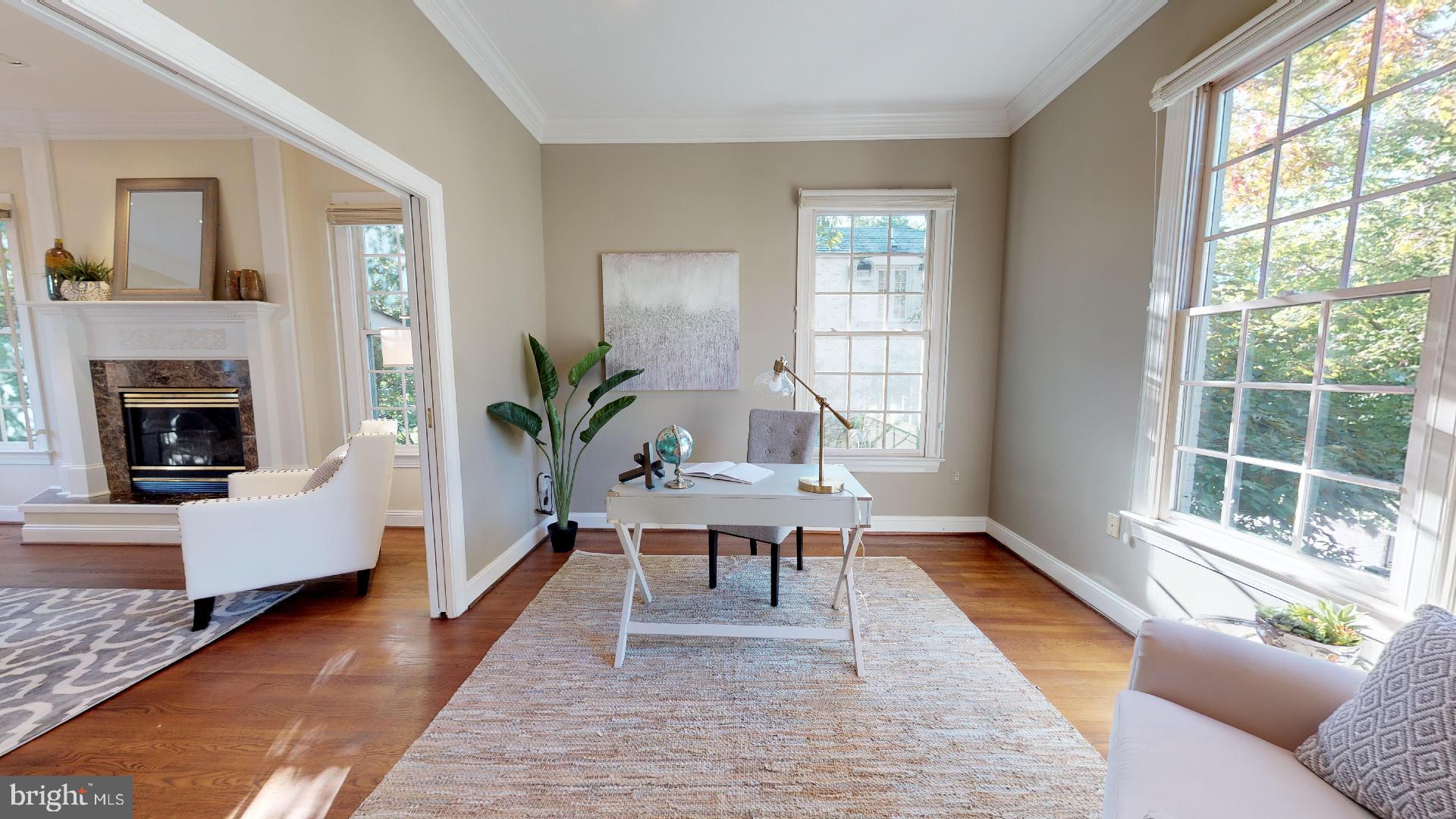 COUNTRY CLUB HILLS - Residential