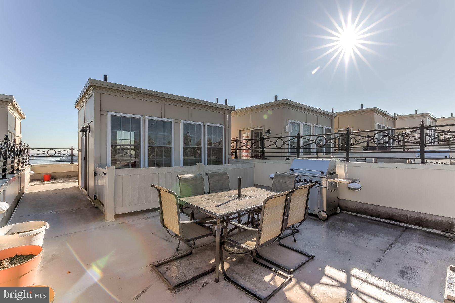 FEDERAL PLACE - Residential