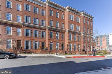 FEDERAL PLACE - Residential