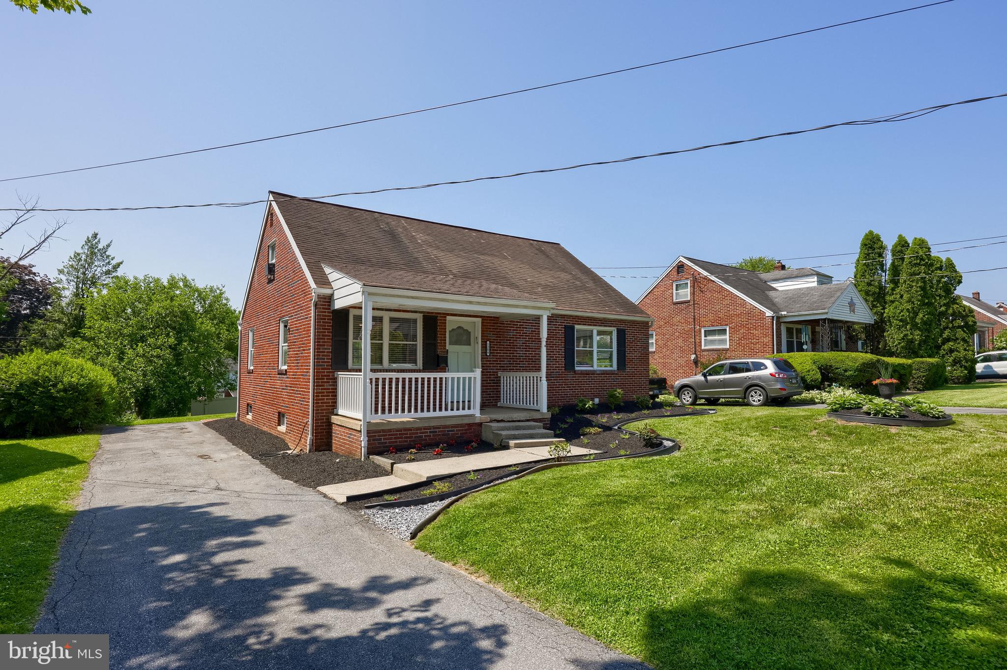 1304 MAPLE AVENUE