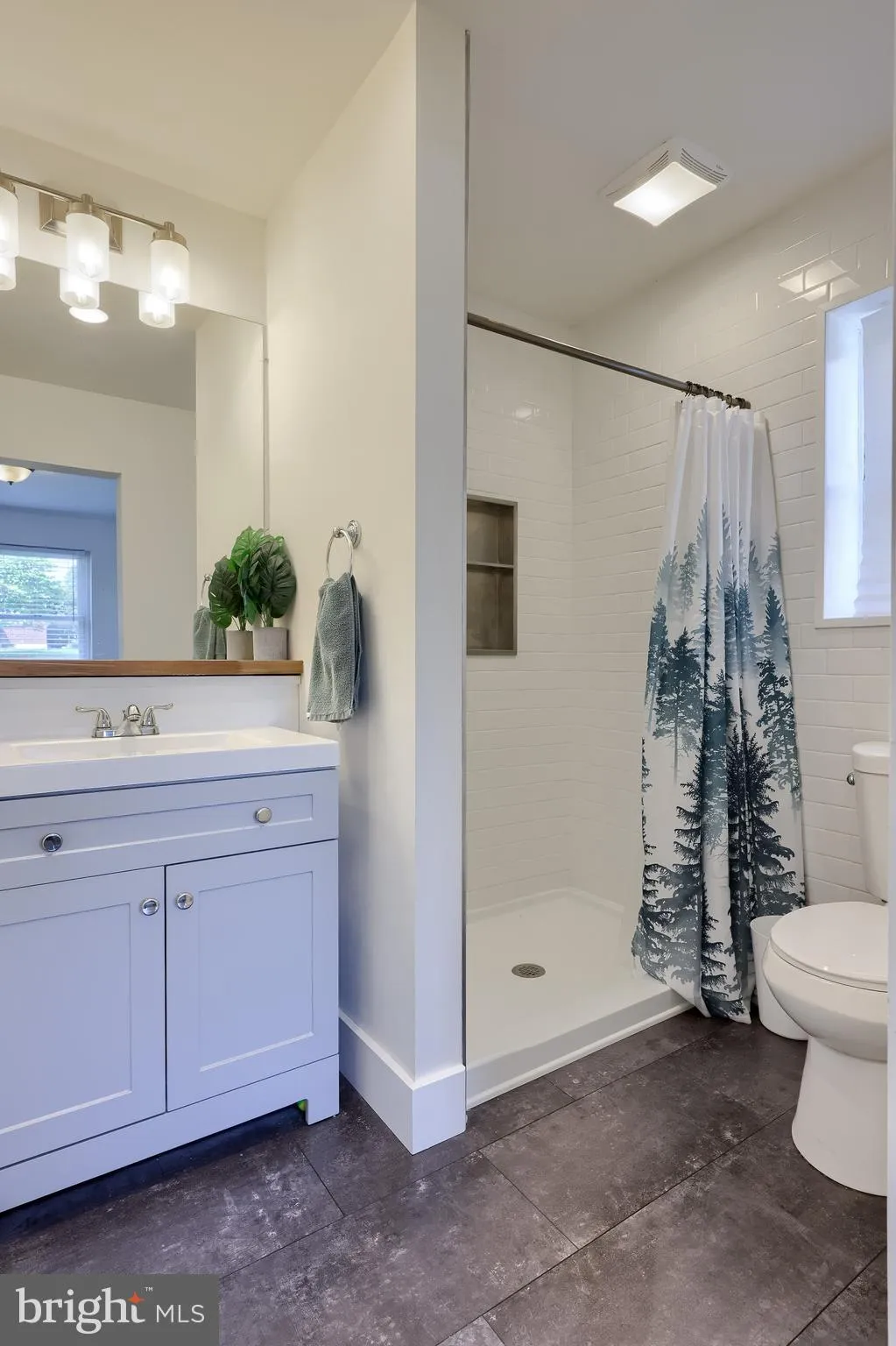 Lancaster, Pennsylvania 17603, United States, 4 Bedrooms Bedrooms, ,4 BathroomsBathrooms,Residential,Active,147116