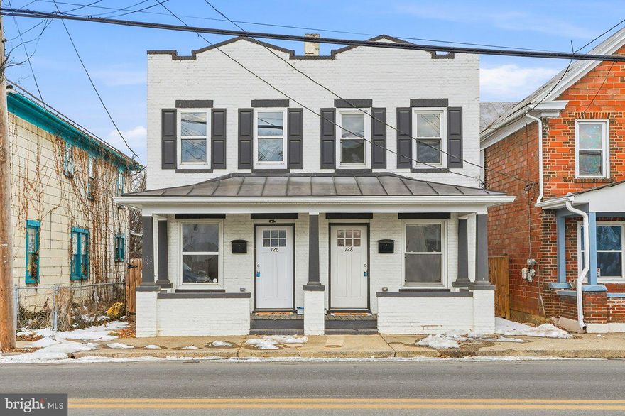 This is a great opportunity for a savvy investor to live in one unit and rent out the other, or to add a turn-key asset to an existing investment portfolio. This property under went major renovation in 2021, bringing both units up to modern-day standards. Since then, 728 has just had new carpet put in, while 726 offers new luxury vinyl plank flooring in the kitchen. Both units are currently vacant, providing freedom and flexibility in tenant selection and rental or lease terms. Each unit offers a comfortable layout, main-level laundry for added convenience, utilities are metered separately, and fenced-in backyards. Don’t miss this opportunity, this  duplex could be yours. Schedule your showing today!