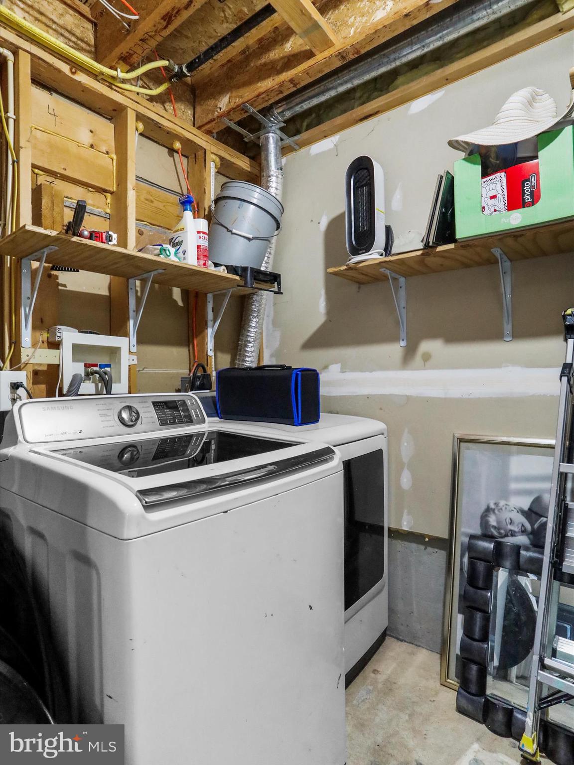 PRENTISS POINT - Residential