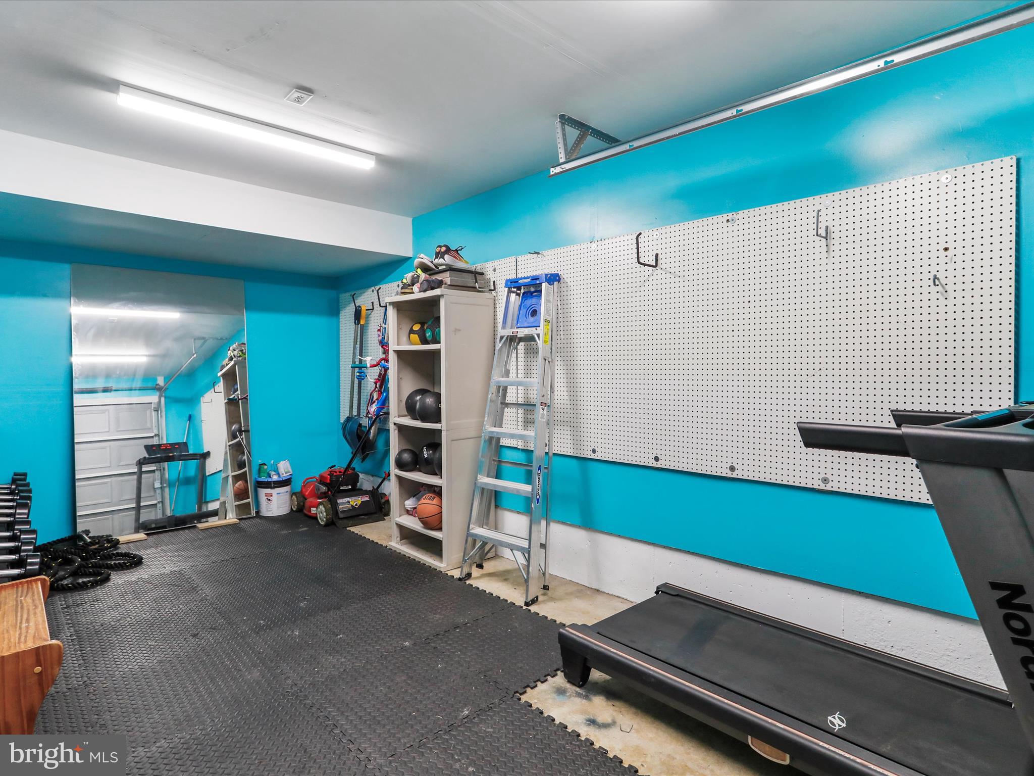 PRENTISS POINT - Residential