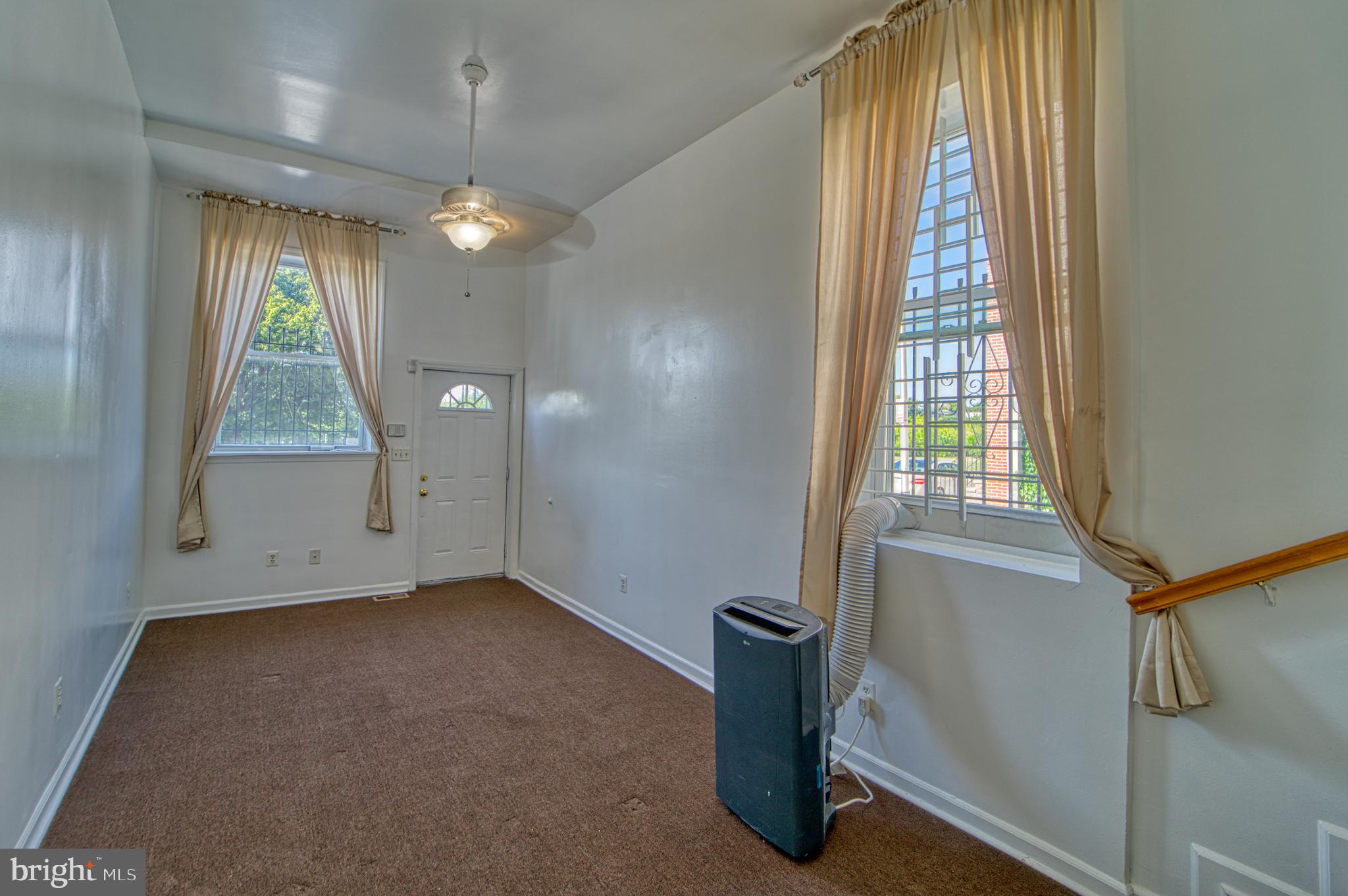 HARLEM PARK - Residential Lease