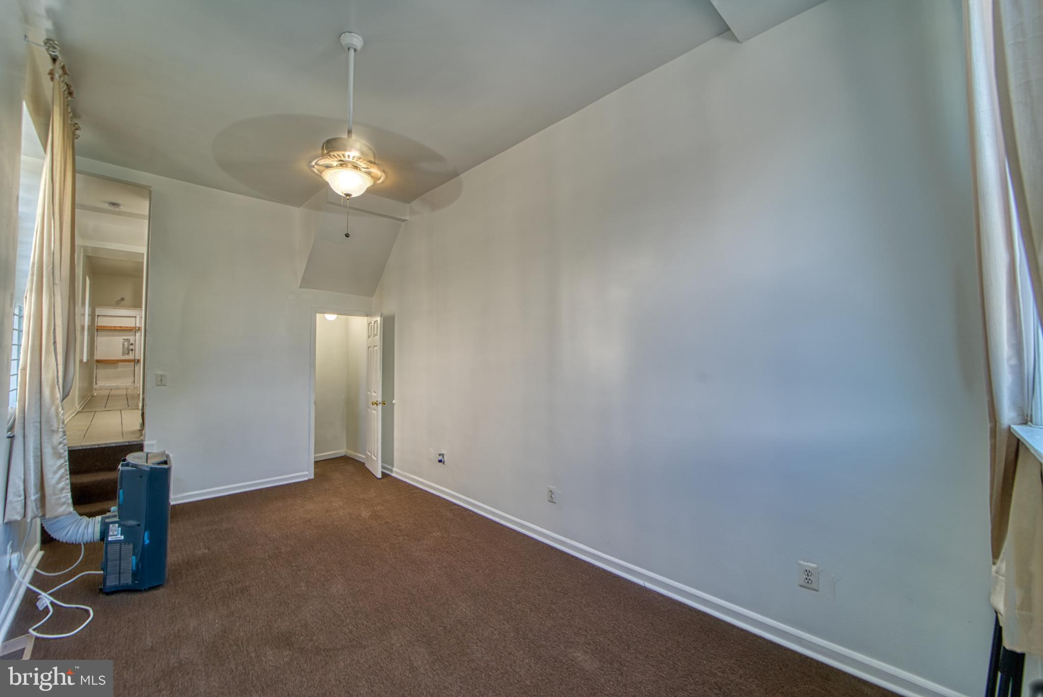 HARLEM PARK - Residential Lease