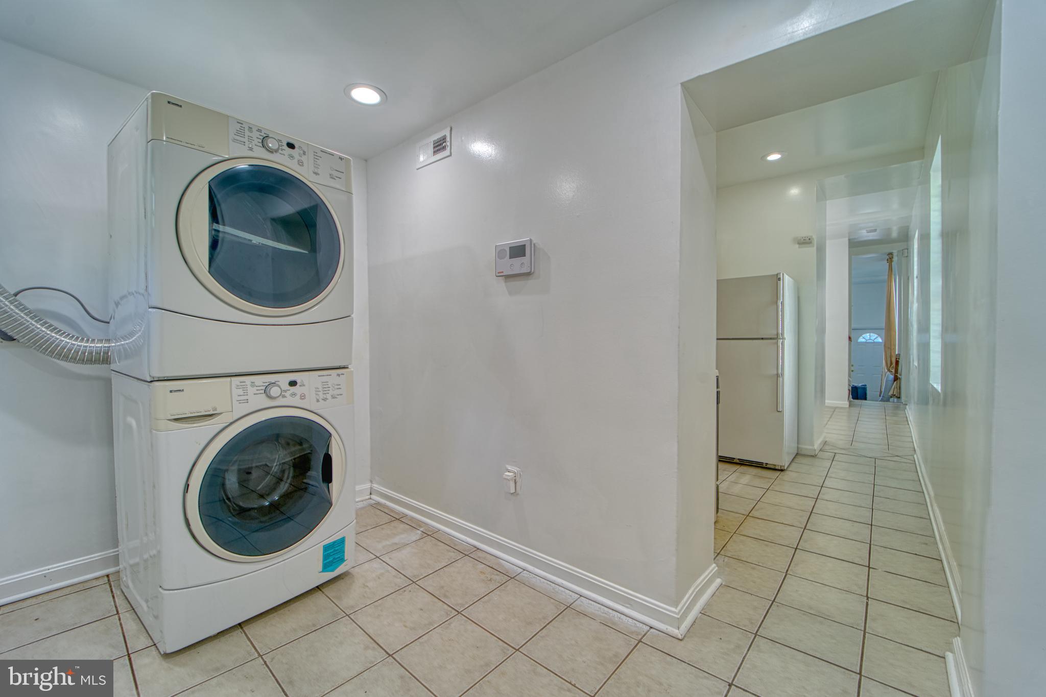 HARLEM PARK - Residential Lease