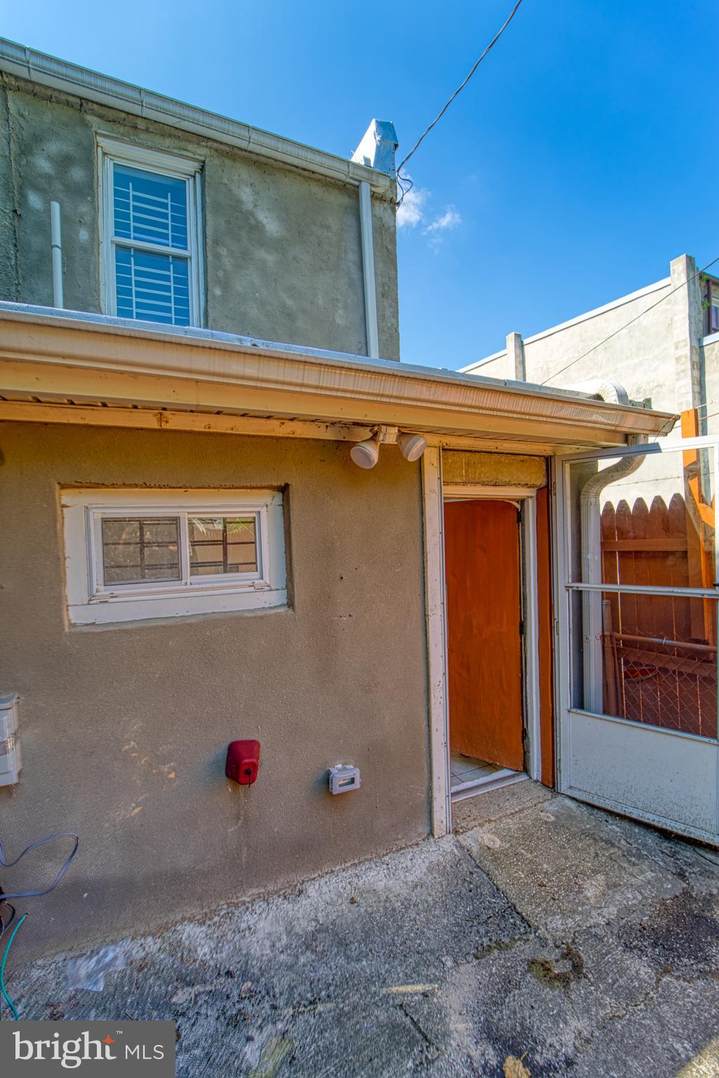 HARLEM PARK - Residential Lease