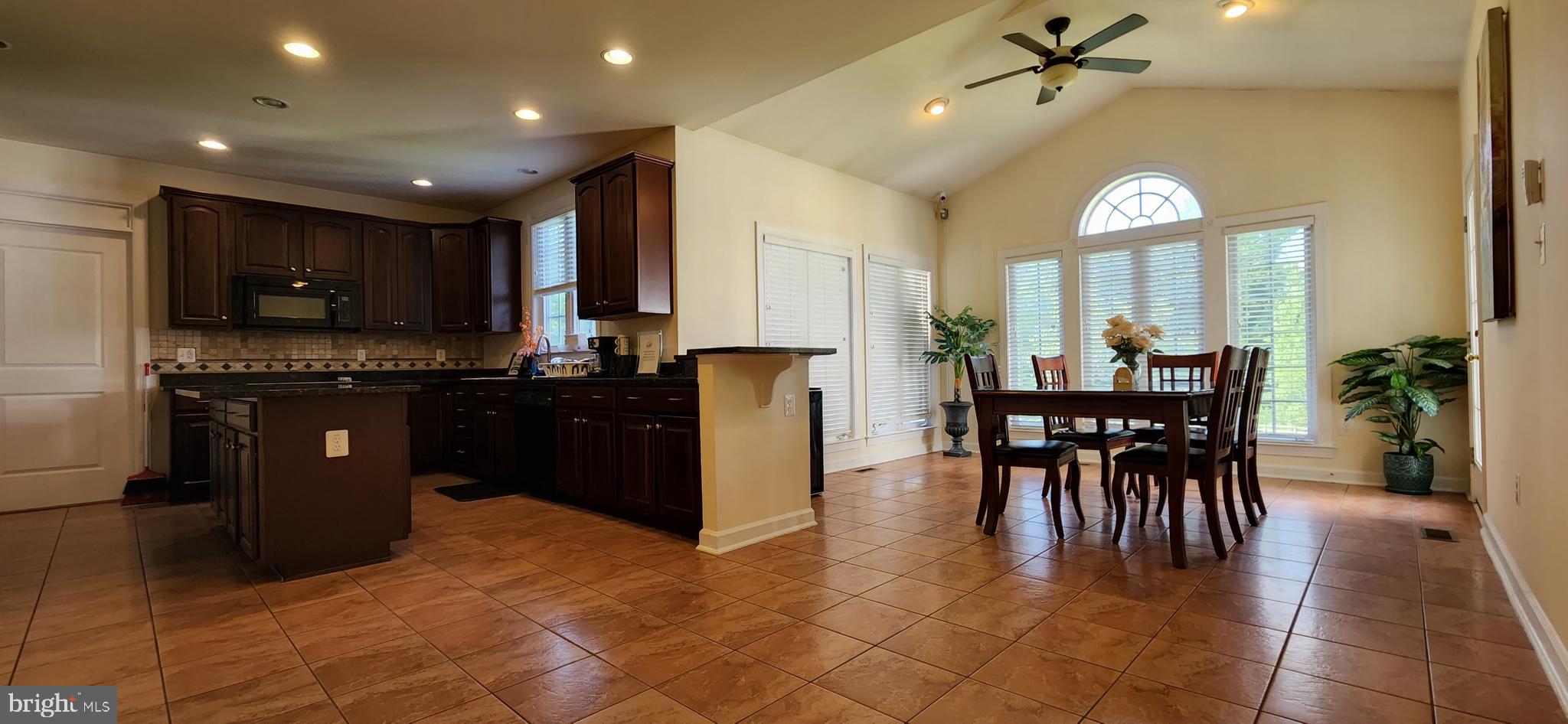 VILLAGES OF DORCHESTER - Residential Lease