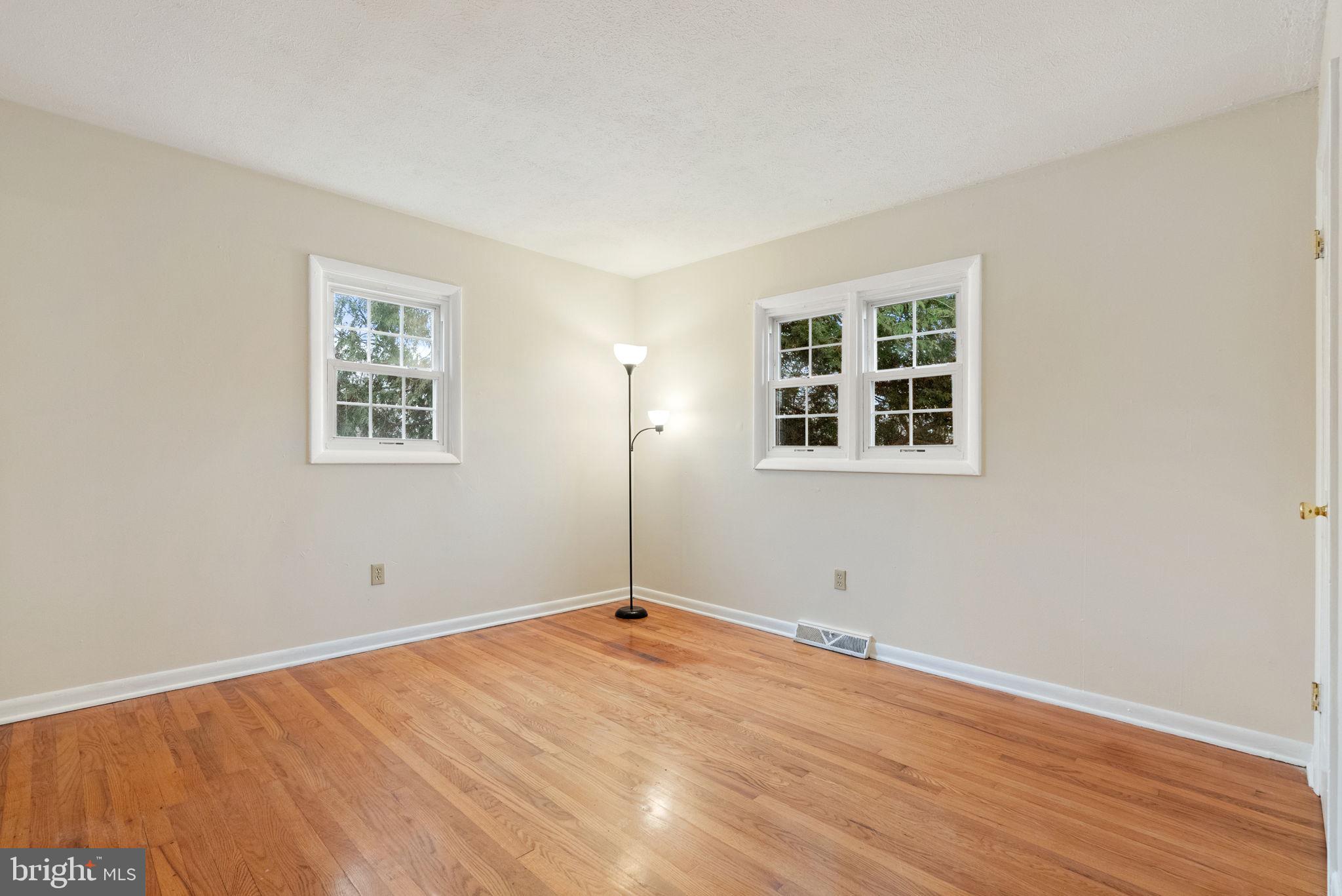 GREEN ACRES - Residential