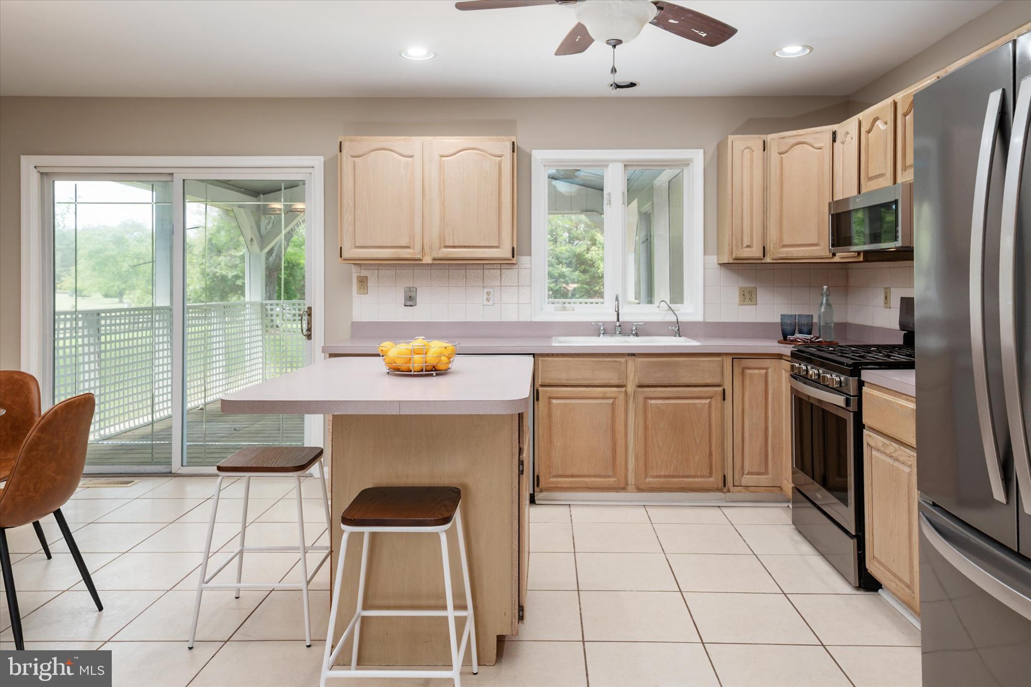 CENTREVILLE - Residential