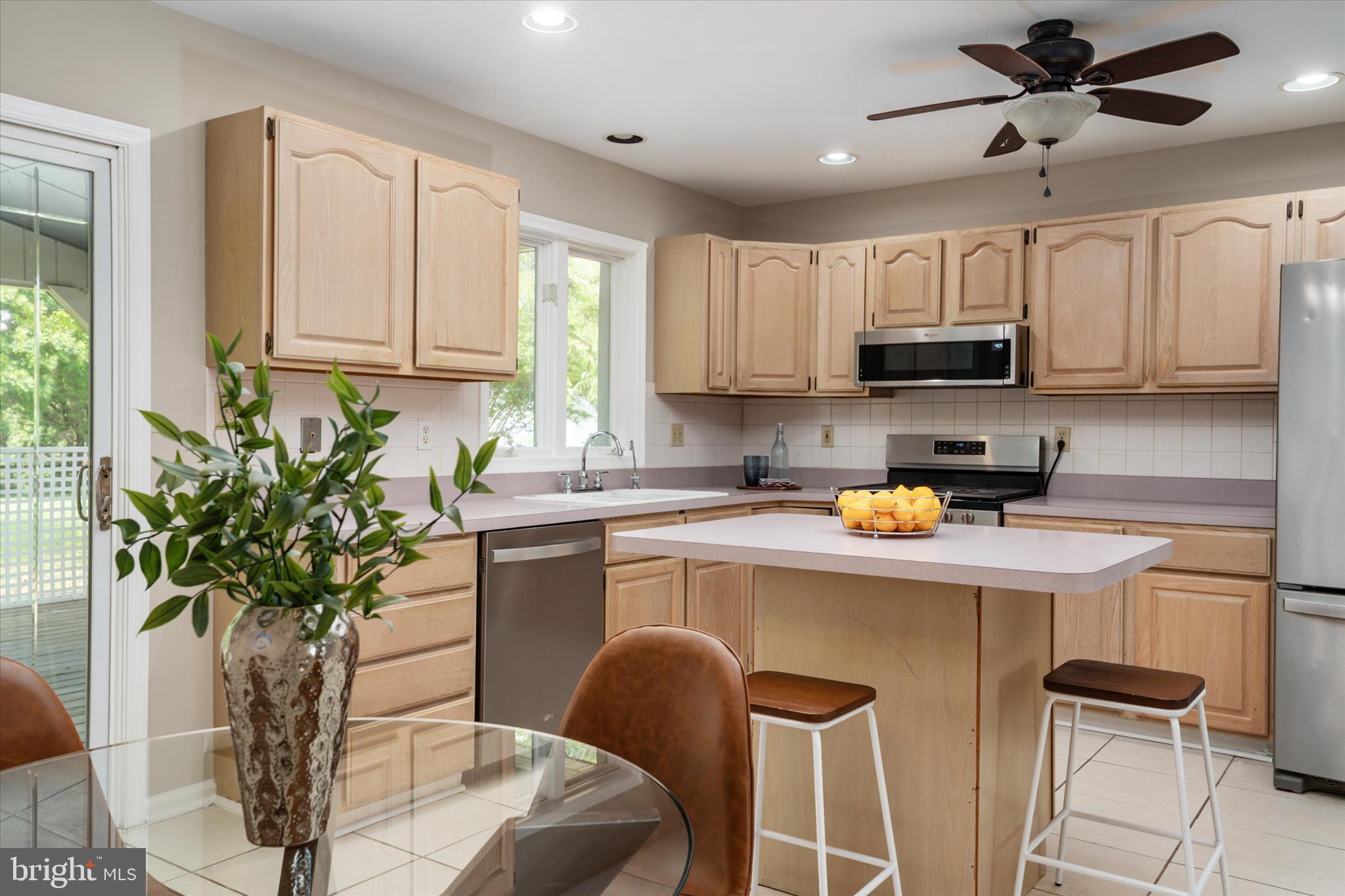 CENTREVILLE - Residential