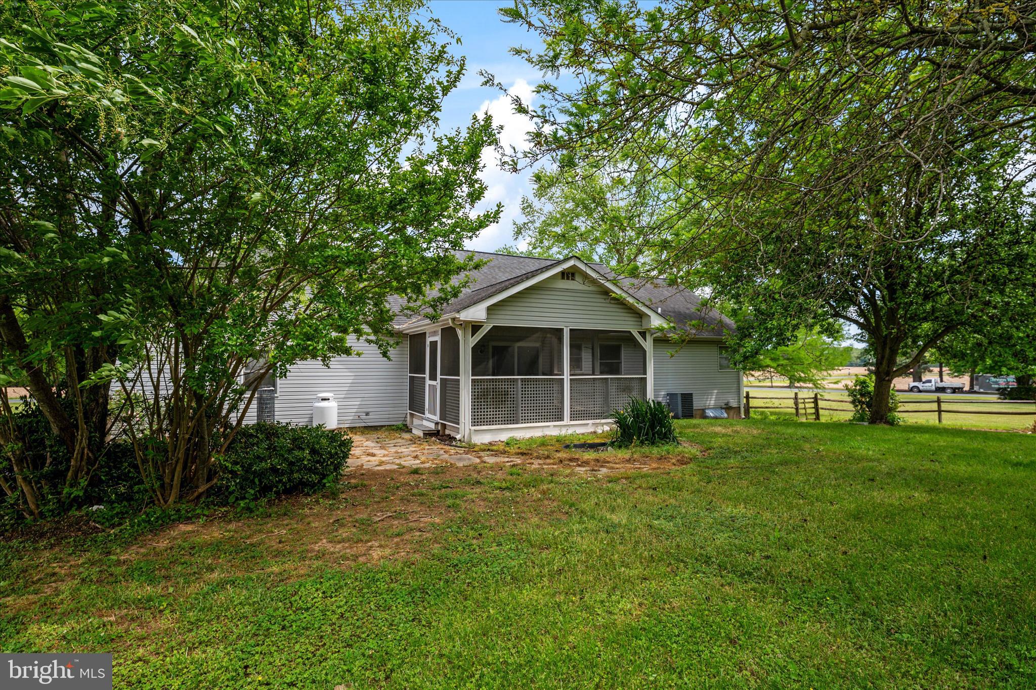 CENTREVILLE - Residential