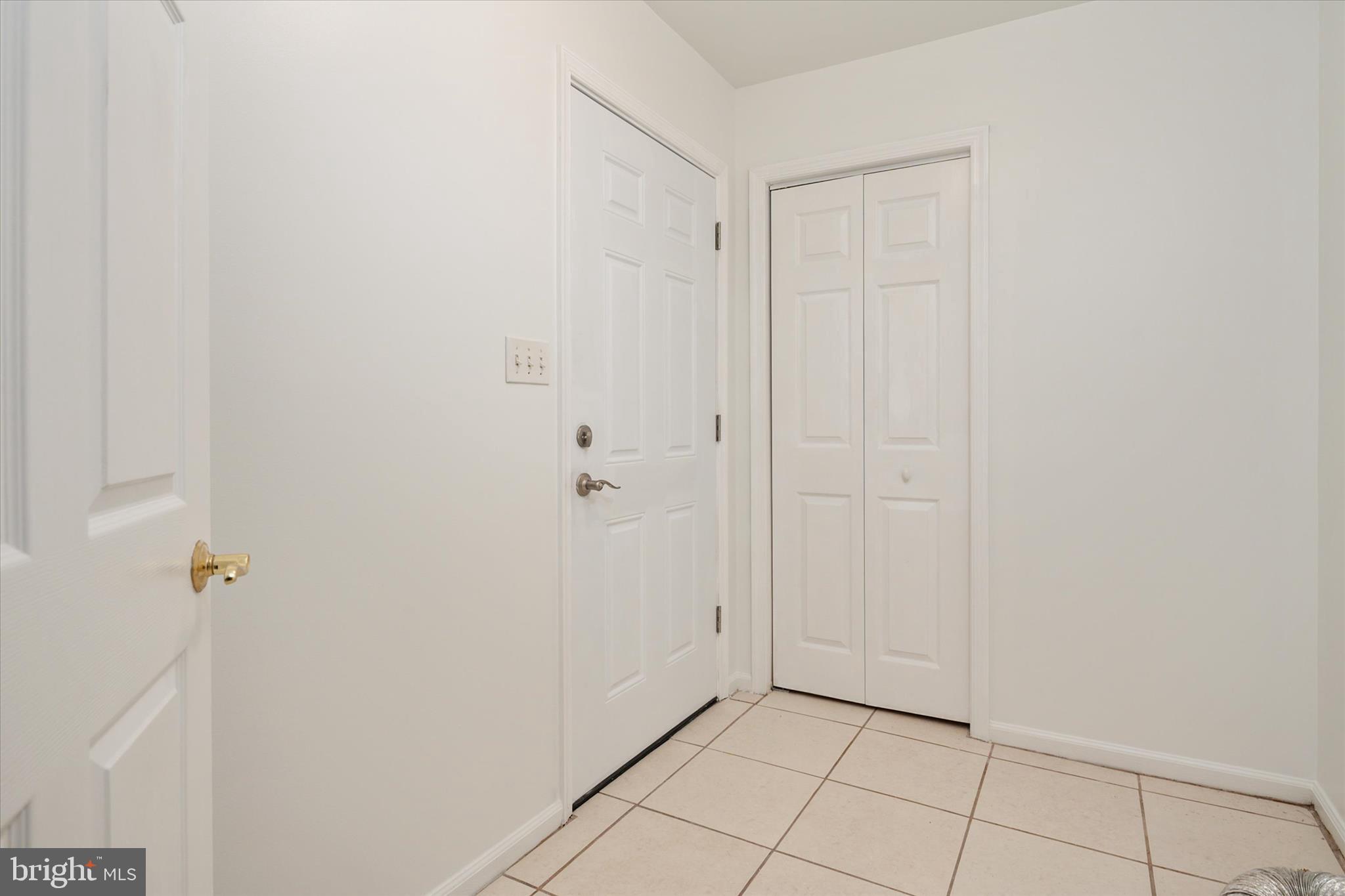CENTREVILLE - Residential