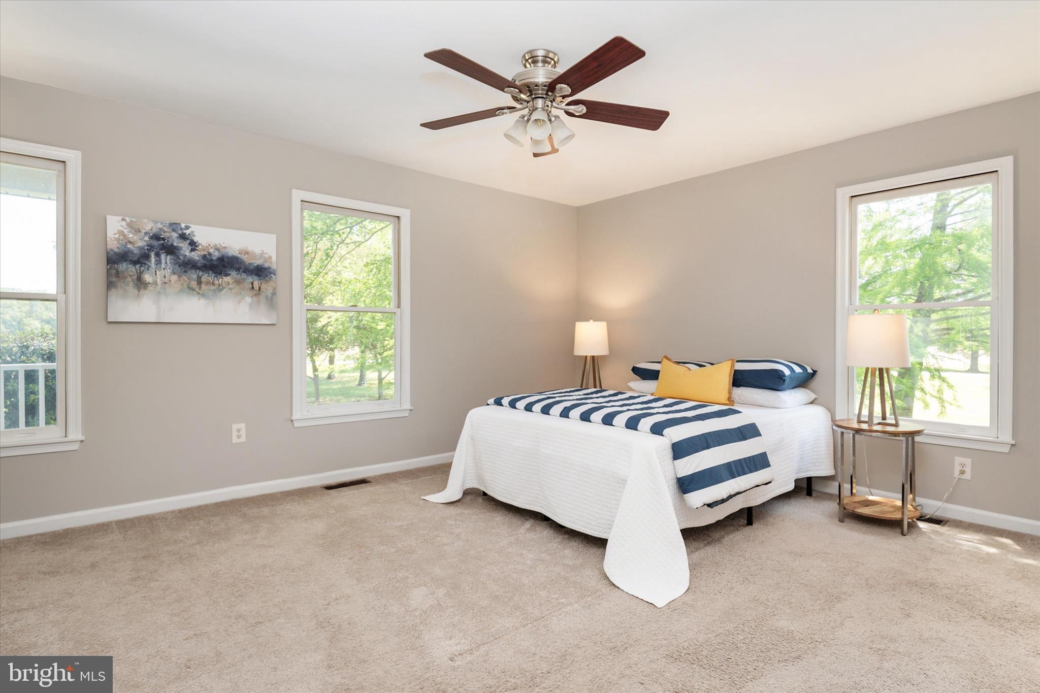 CENTREVILLE - Residential